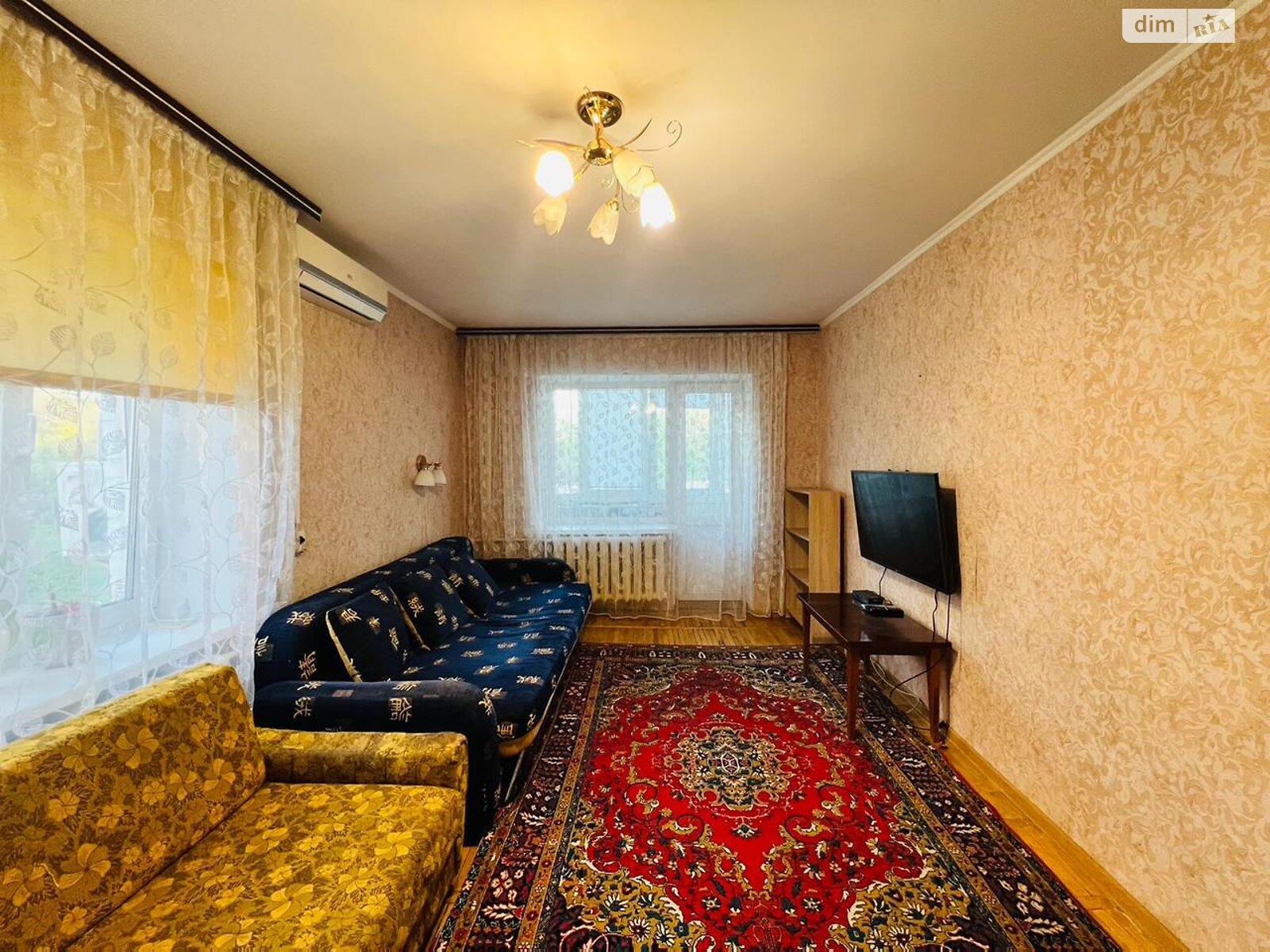 однокомнатная квартира в Киеве, район ДВРЗ, на ул. Алматинская 54 в аренду на долгий срок помесячно фото 1 однокомнатная квартира в Киеве, район ДВРЗ, на ул. Алматинская 54 в аренду на долгий срок помесячно фото 1