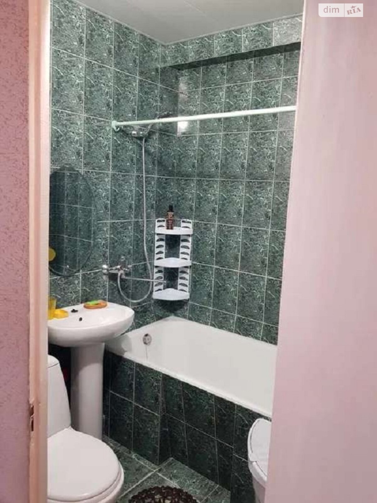 однокімнатна квартира в Києві, район ДВРЗ, на вул. Рогозівська в довготривалу оренду помісячно фото 1 однокімнатна квартира в Києві, район ДВРЗ, на вул. Рогозівська в довготривалу оренду помісячно фото 1