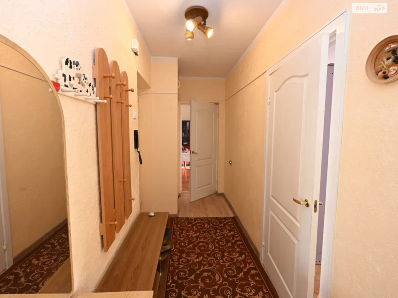 двухкомнатная квартира в Киеве, на ул. Ереванская 8А в аренду на долгий срок помесячно фото 1