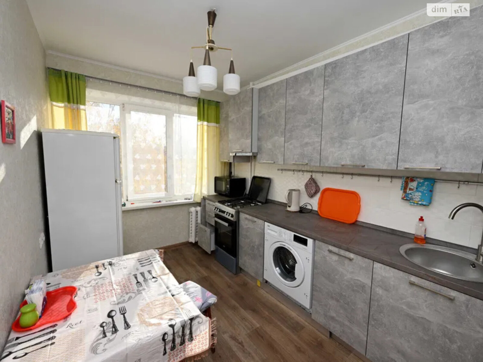 двухкомнатная квартира в Киеве, на ул. Ереванская 8А в аренду на долгий срок помесячно фото 1