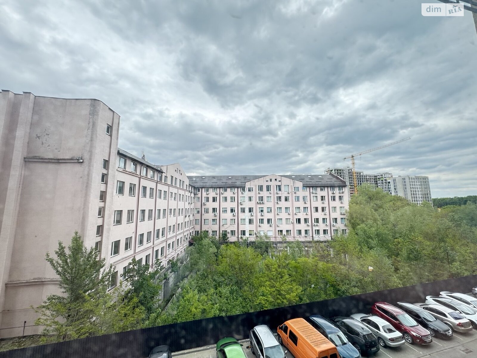 однокомнатная квартира в Киеве, район Феофания, на ул. Академика Заболотного 148Б в аренду на долгий срок помесячно фото 1 однокомнатная квартира в Киеве, район Феофания, на ул. Академика Заболотного 148Б в аренду на долгий срок помесячно фото 1