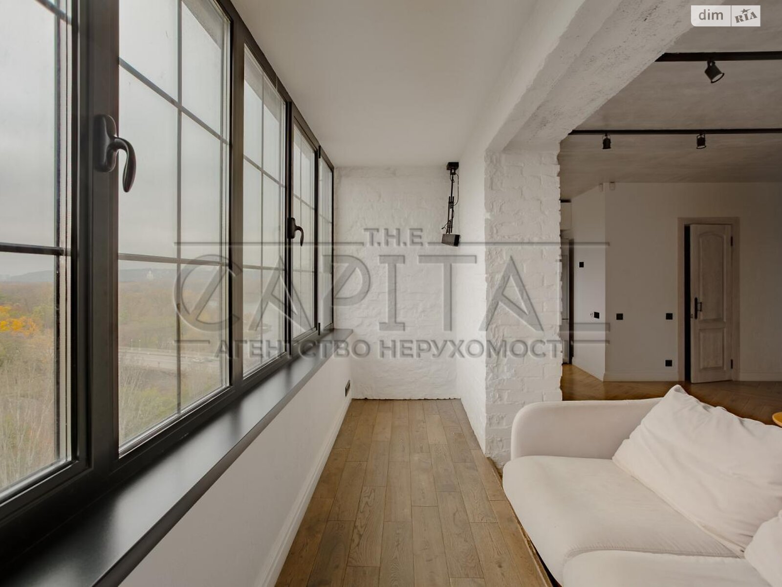 двокімнатна квартира в Києві, на вул. Флоренції 1/11 в довготривалу оренду помісячно фото 1