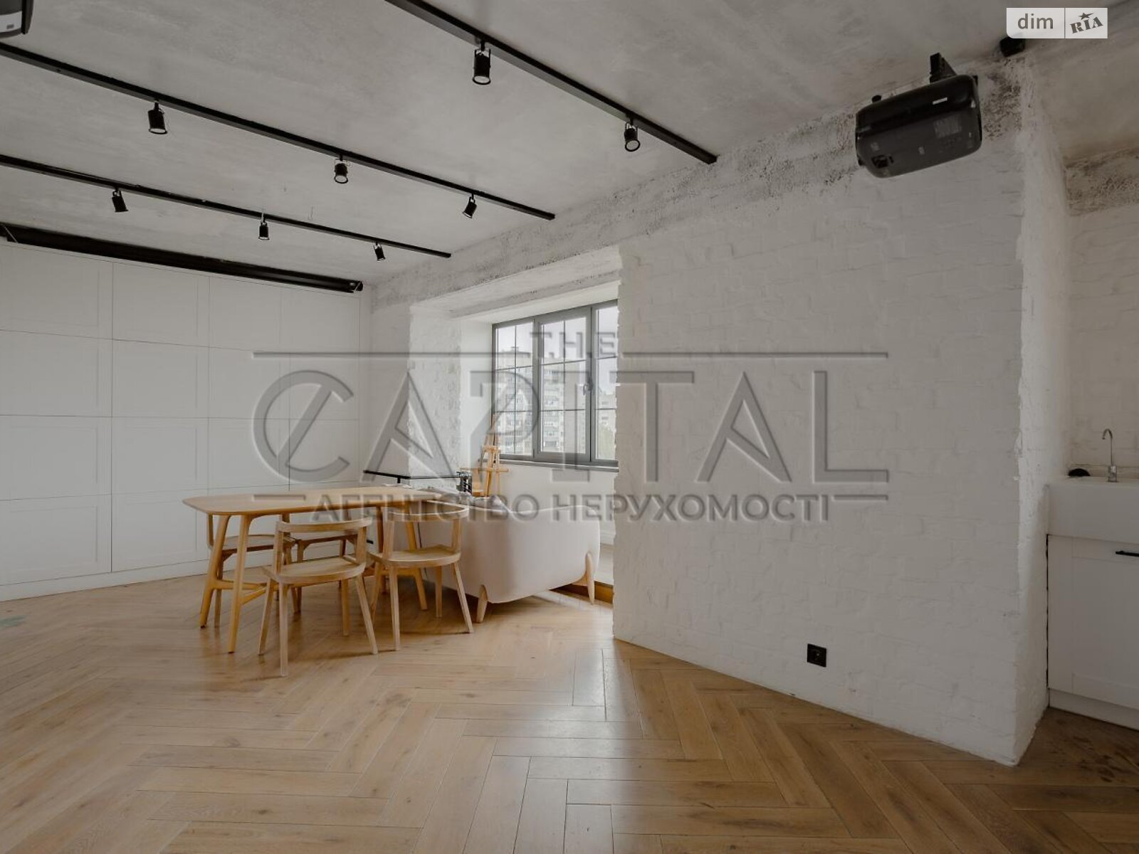 двокімнатна квартира в Києві, на вул. Флоренції 1/11 в довготривалу оренду помісячно фото 1