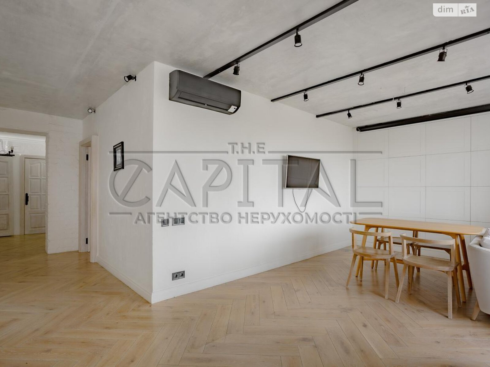 двокімнатна квартира в Києві, на вул. Флоренції 1/11 в довготривалу оренду помісячно фото 1