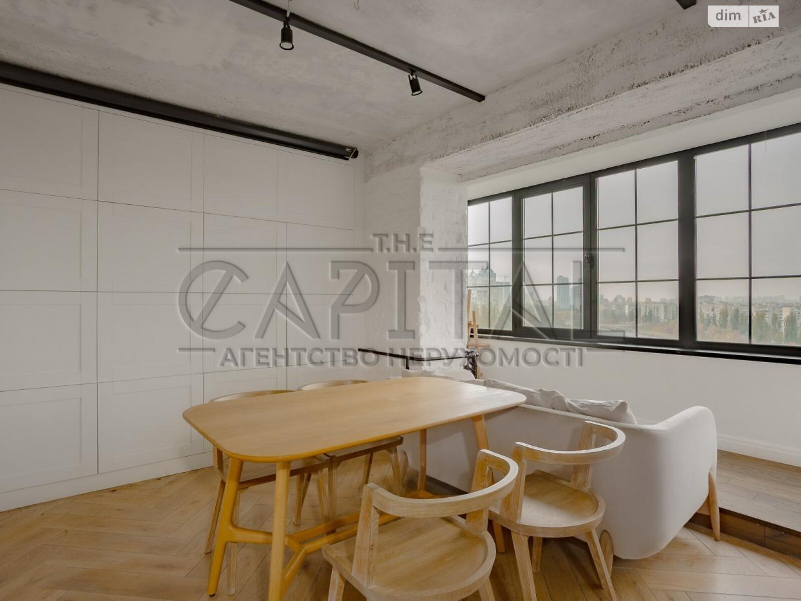 двокімнатна квартира в Києві, на вул. Флоренції 1/11 в довготривалу оренду помісячно фото 1