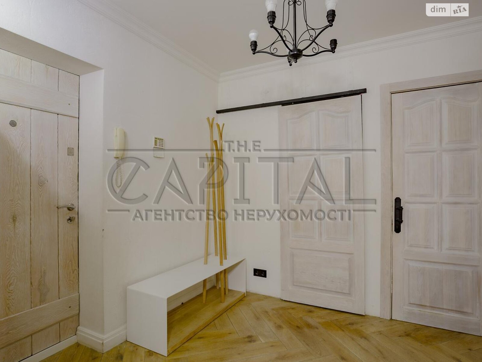 двокімнатна квартира в Києві, на вул. Флоренції 1/11 в довготривалу оренду помісячно фото 1