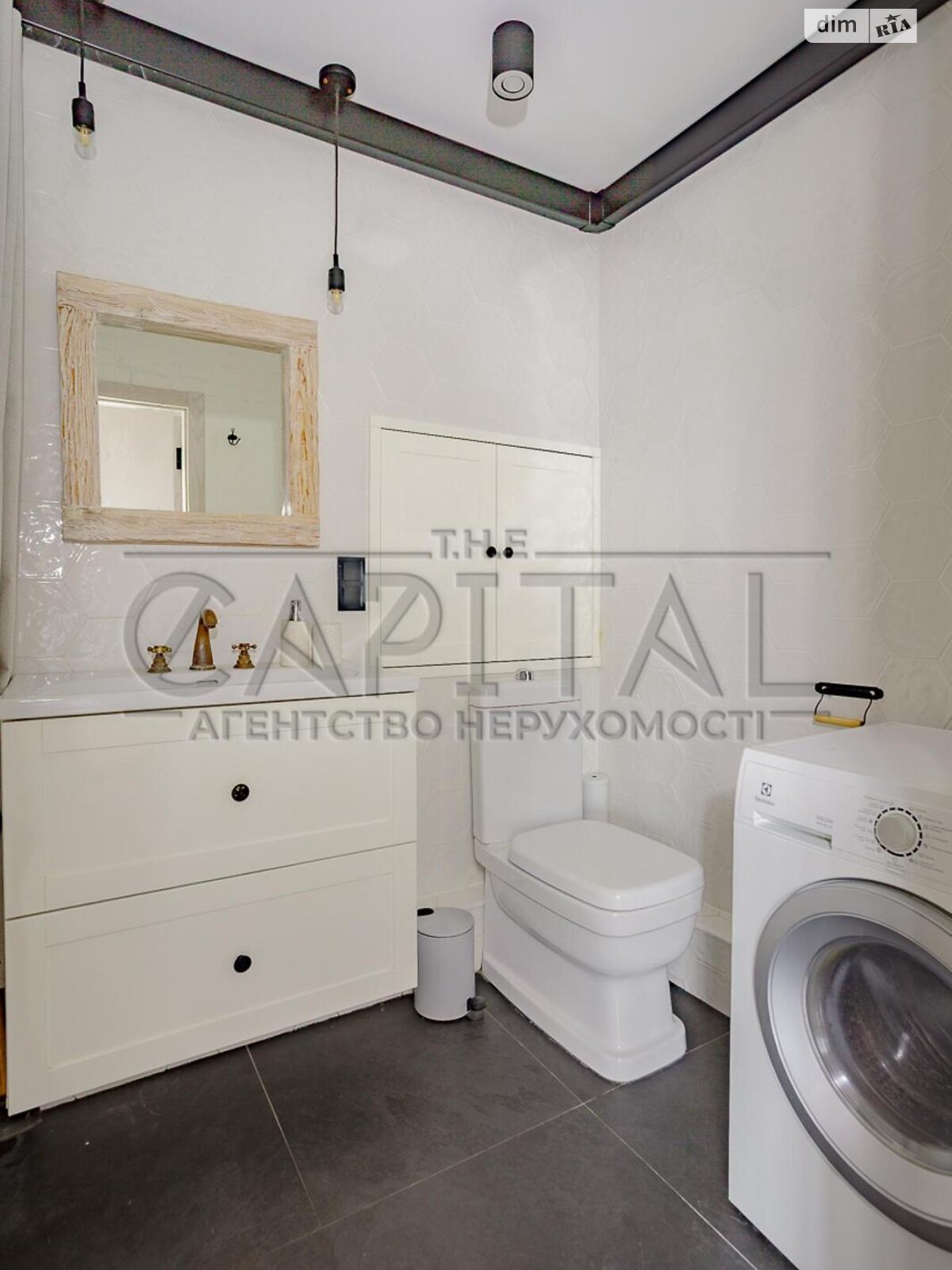 двокімнатна квартира в Києві, на вул. Флоренції 1/11 в довготривалу оренду помісячно фото 1