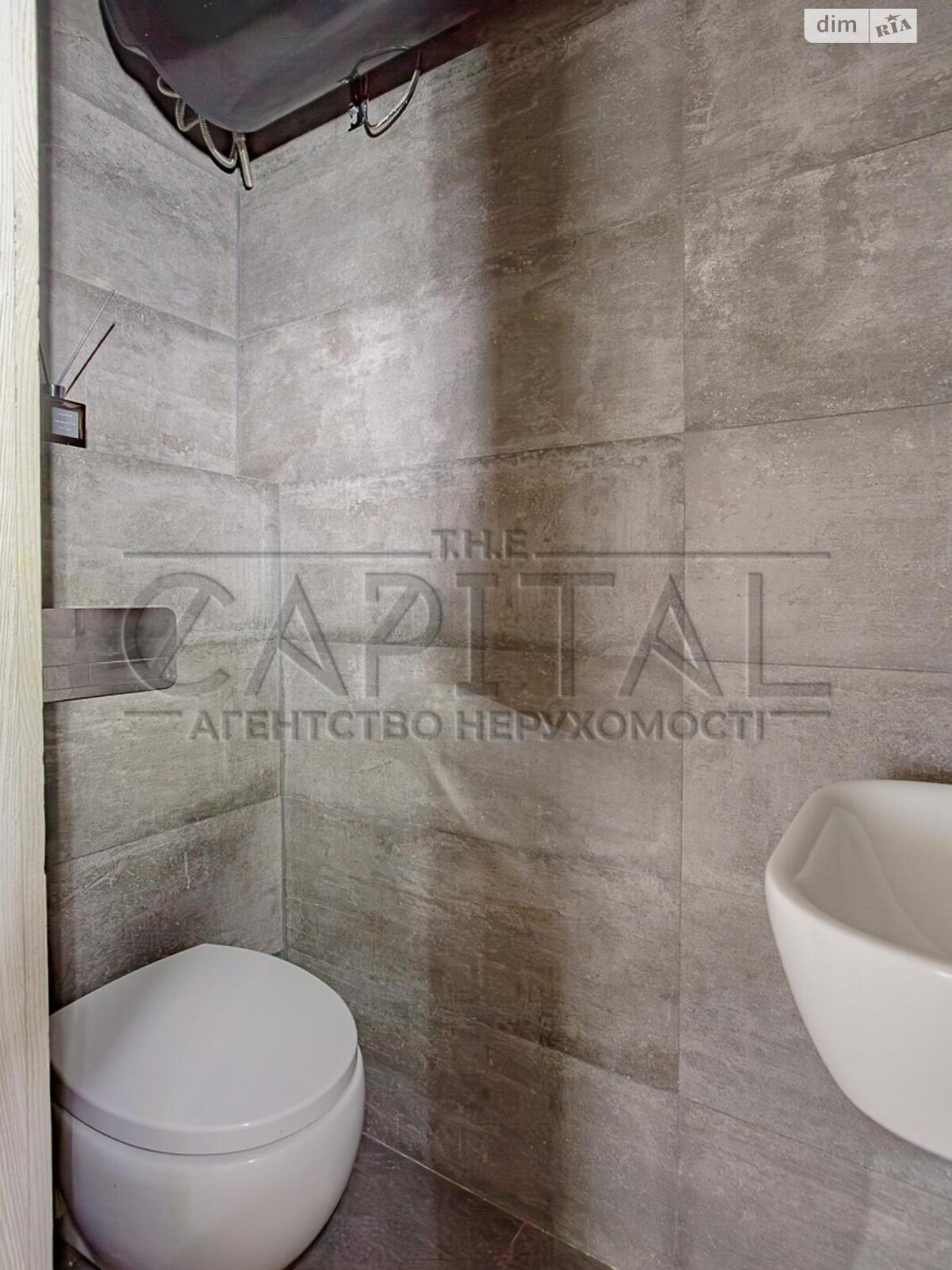 двокімнатна квартира в Києві, на вул. Флоренції 1/11 в довготривалу оренду помісячно фото 1