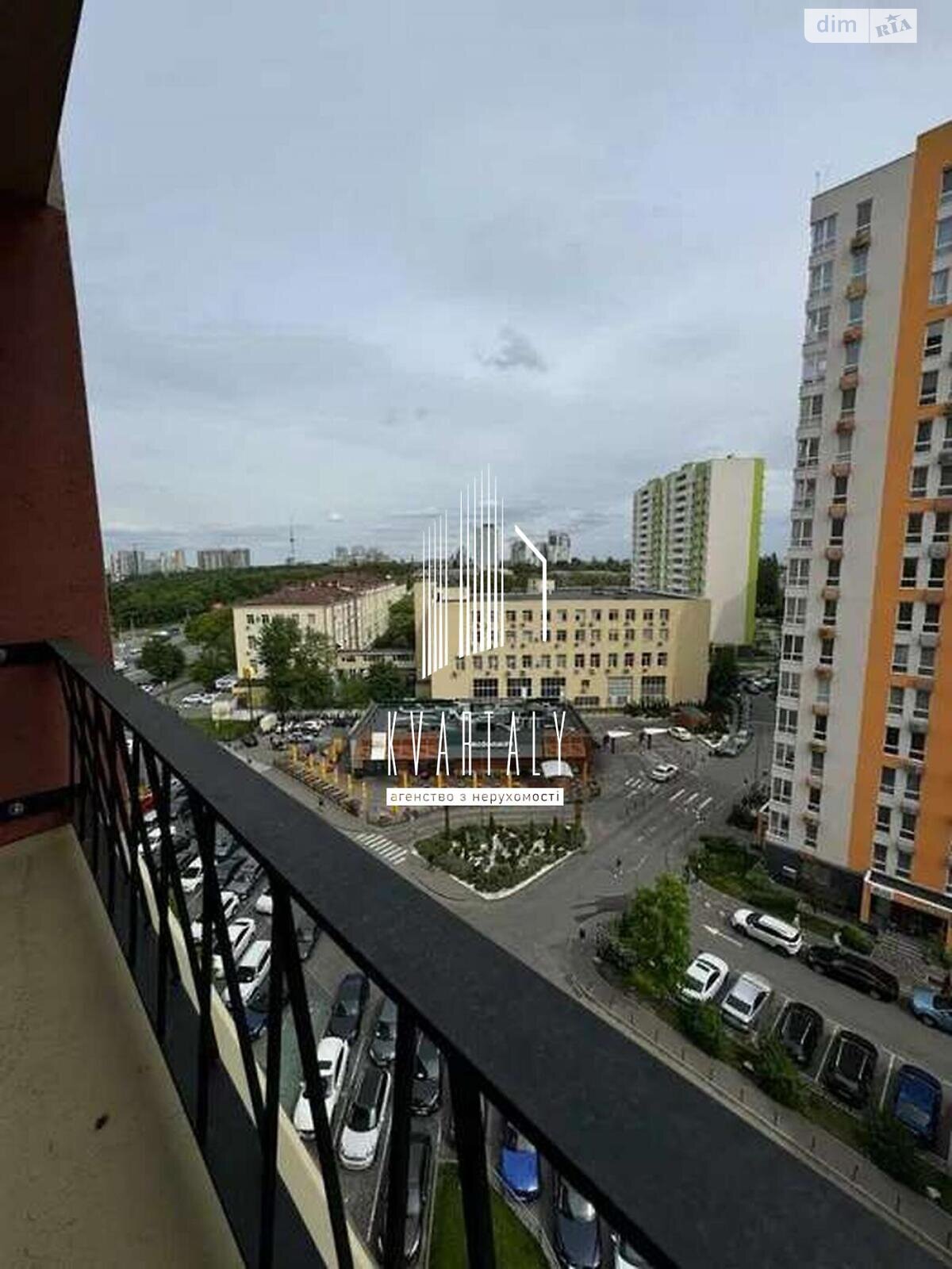 однокомнатная квартира в Киеве, район Галаганы, на просп. Берестейский 67 в аренду на долгий срок помесячно фото 1 однокомнатная квартира в Киеве, район Галаганы, на просп. Берестейский 67 в аренду на долгий срок помесячно фото 1