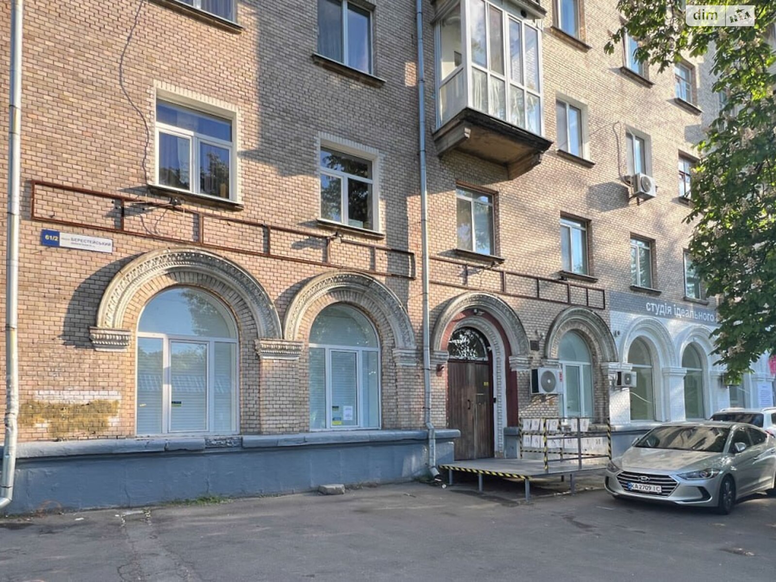 трикімнатна квартира в Києві, район Ґалаґани, на просп. Берестейський 61/2 в довготривалу оренду помісячно фото 1 трикімнатна квартира в Києві, район Ґалаґани, на просп. Берестейський 61/2 в довготривалу оренду помісячно фото 1