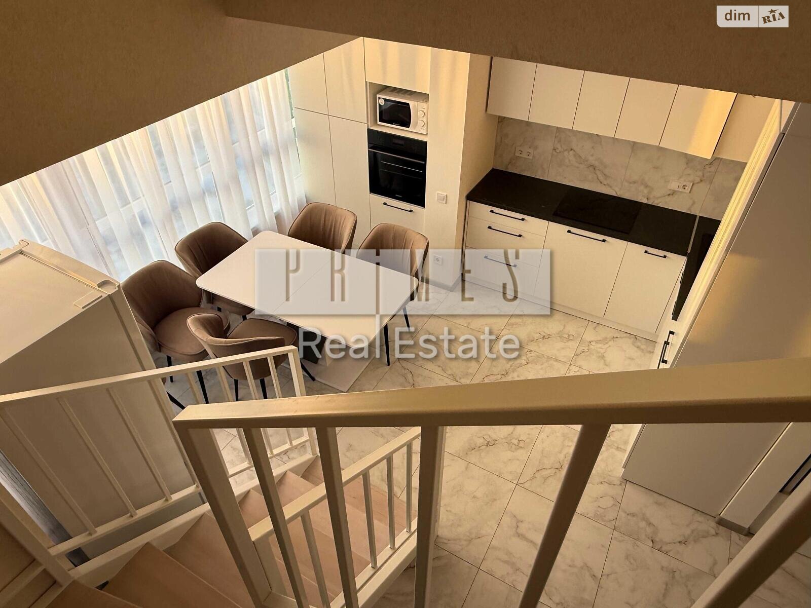 четырехкомнатная квартира в Киеве, район Галаганы, на просп. Берестейский 65А в аренду на долгий срок помесячно фото 1