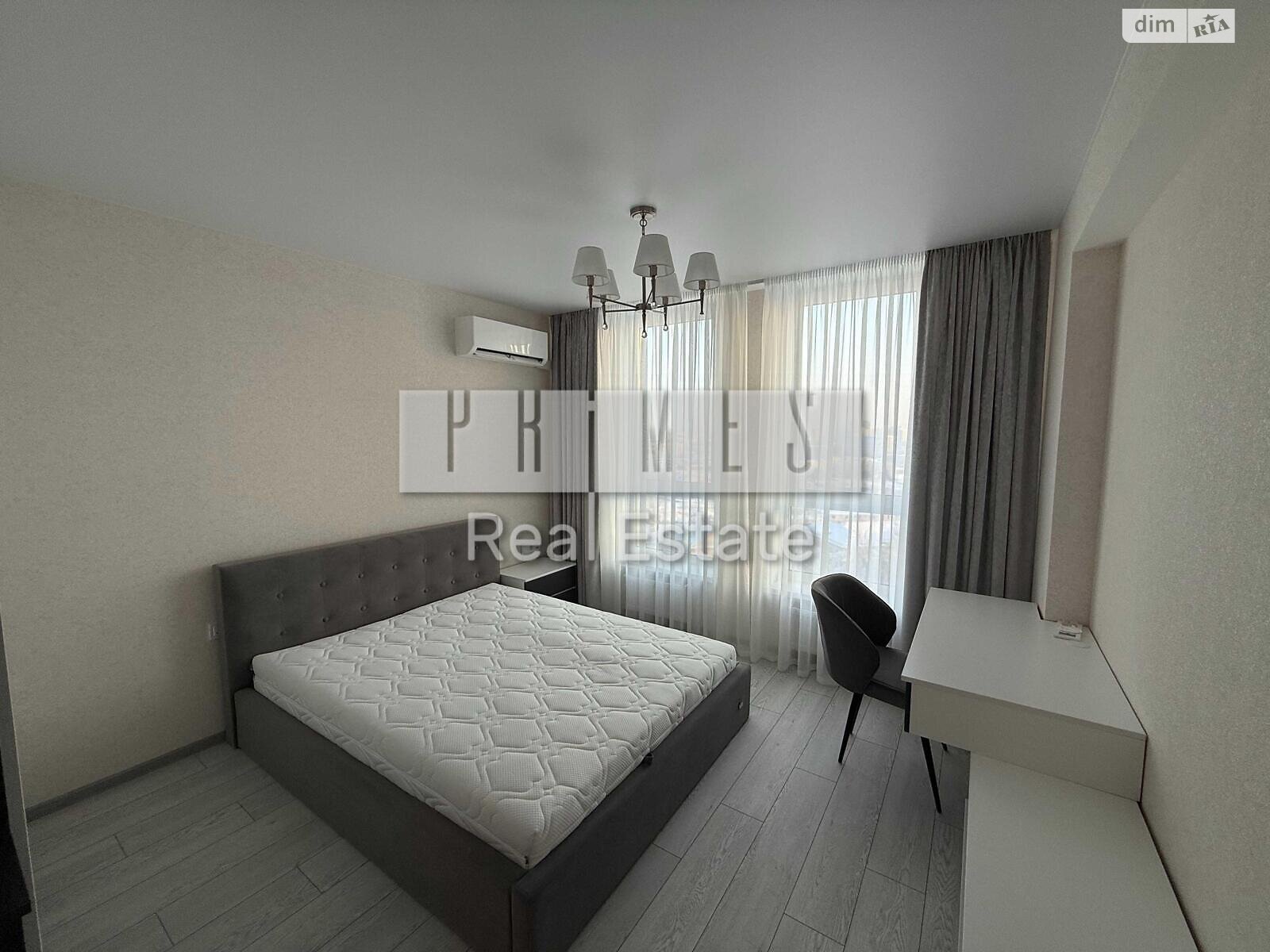 четырехкомнатная квартира в Киеве, район Галаганы, на просп. Берестейский 65А в аренду на долгий срок помесячно фото 1