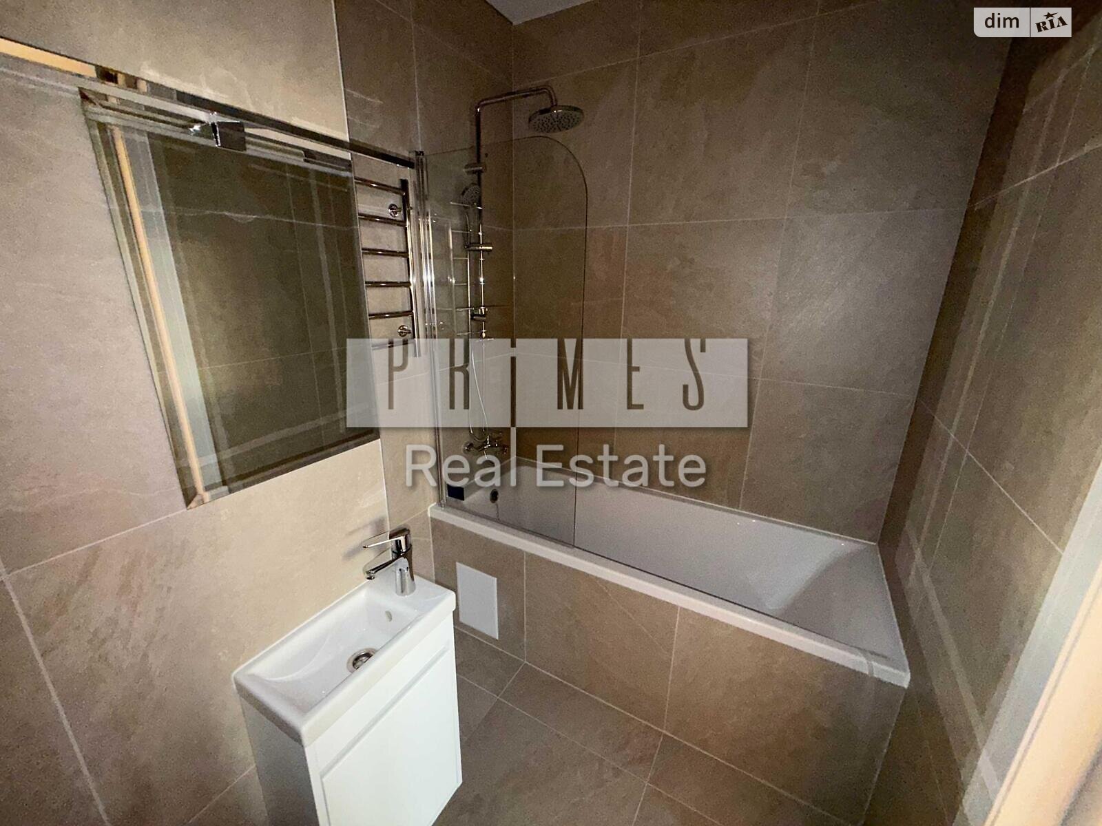 четырехкомнатная квартира в Киеве, район Галаганы, на просп. Берестейский 65А в аренду на долгий срок помесячно фото 1