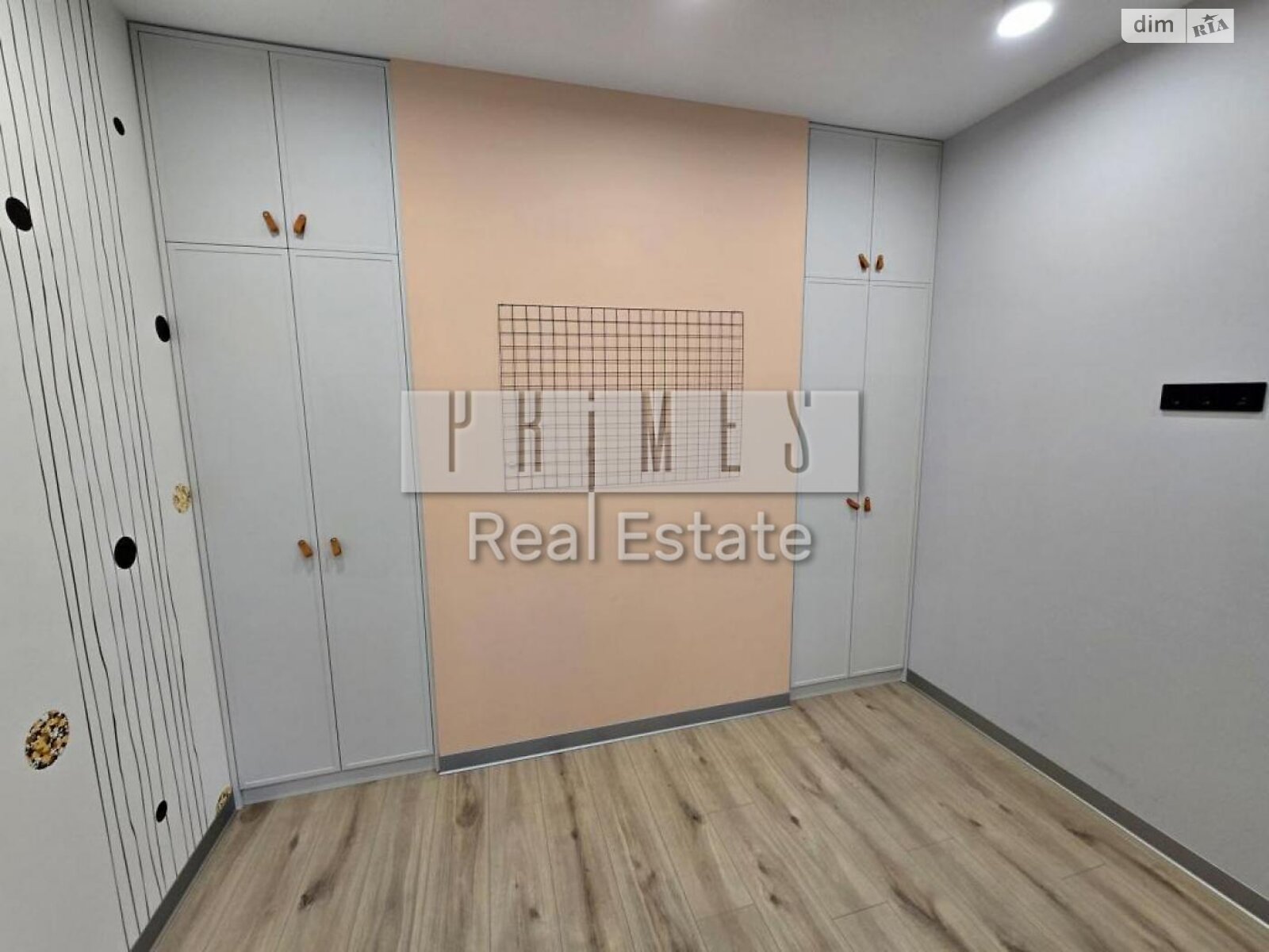 трехкомнатная квартира в Киеве, район Галаганы, на просп. Берестейский 67 в аренду на долгий срок помесячно фото 1