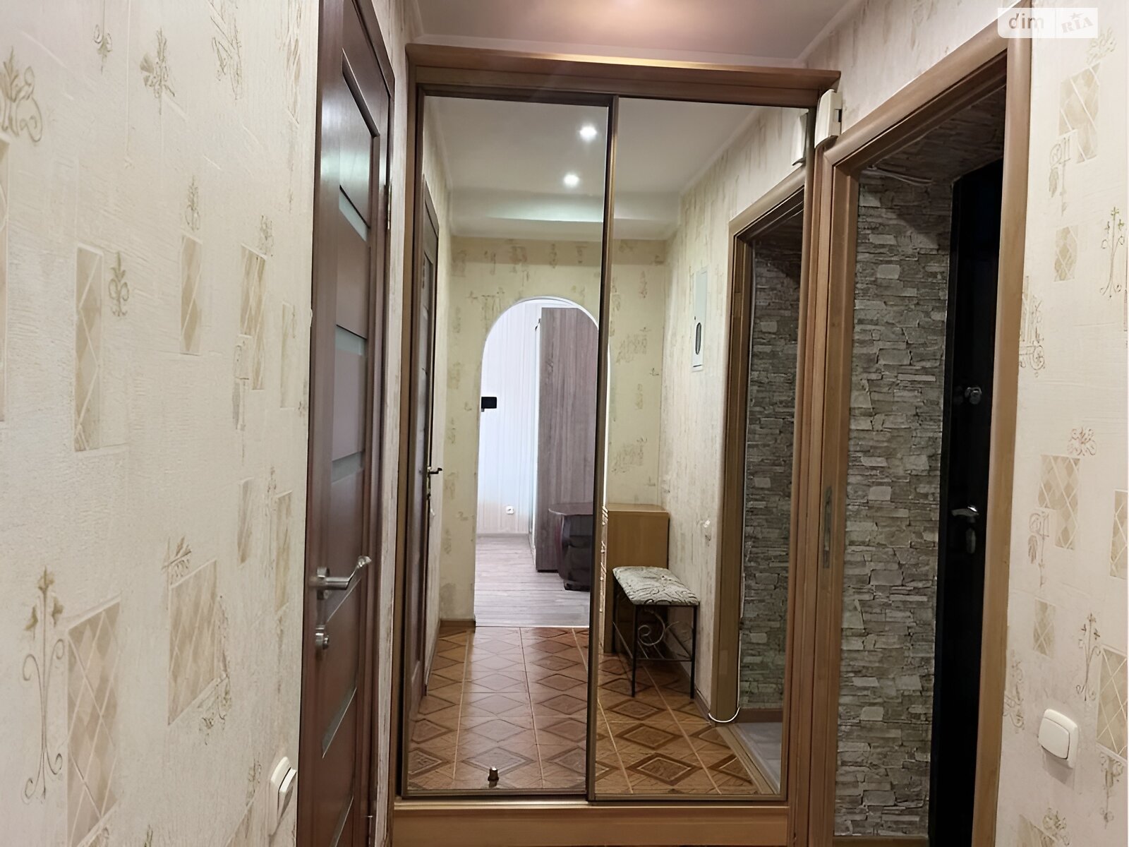 однокімнатна квартира в Києві, район Ґалаґани, на вул. Чистяківська 11Б в довготривалу оренду помісячно фото 1 однокімнатна квартира в Києві, район Ґалаґани, на вул. Чистяківська 11Б в довготривалу оренду помісячно фото 1
