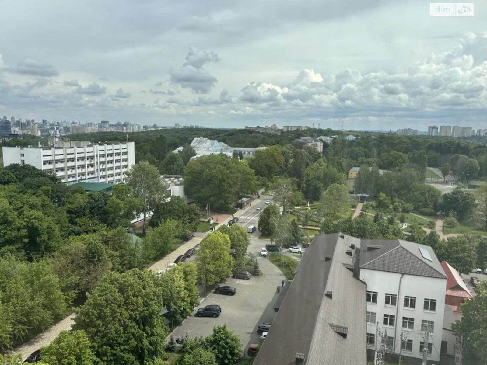 двокімнатна квартира в Києві, район Голосіїв, на вул. Героїв Оборони 10А в довготривалу оренду помісячно фото 1 двокімнатна квартира в Києві, район Голосіїв, на вул. Героїв Оборони 10А в довготривалу оренду помісячно фото 1