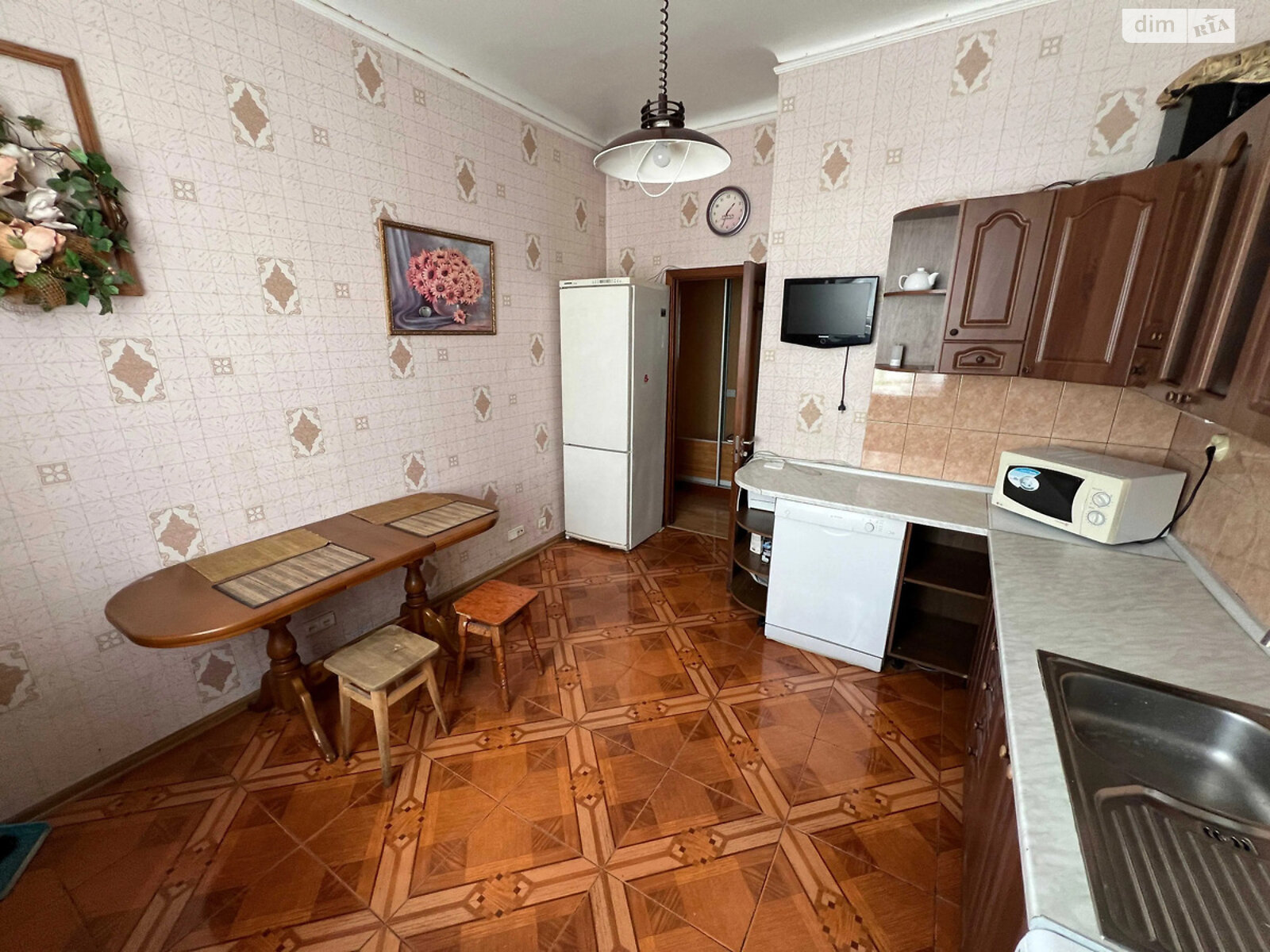 двокімнатна квартира в Києві, район Голосіїв, на просп. Голосіївський 106/2 в довготривалу оренду помісячно фото 1 двокімнатна квартира в Києві, район Голосіїв, на просп. Голосіївський 106/2 в довготривалу оренду помісячно фото 1