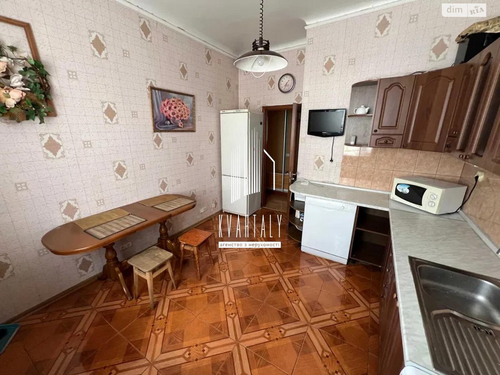 двокімнатна квартира в Києві, район Голосіїв, на просп. Голосіївський 106/2 в довготривалу оренду помісячно фото 1 двокімнатна квартира в Києві, район Голосіїв, на просп. Голосіївський 106/2 в довготривалу оренду помісячно фото 1