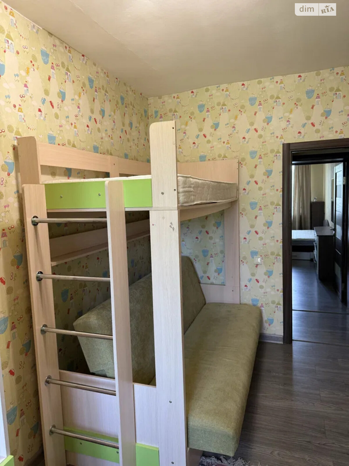 трикімнатна квартира в Києві, район Голосіїв, на просп. Голосіївський 94 в довготривалу оренду помісячно фото 1 трикімнатна квартира в Києві, район Голосіїв, на просп. Голосіївський 94 в довготривалу оренду помісячно фото 1
