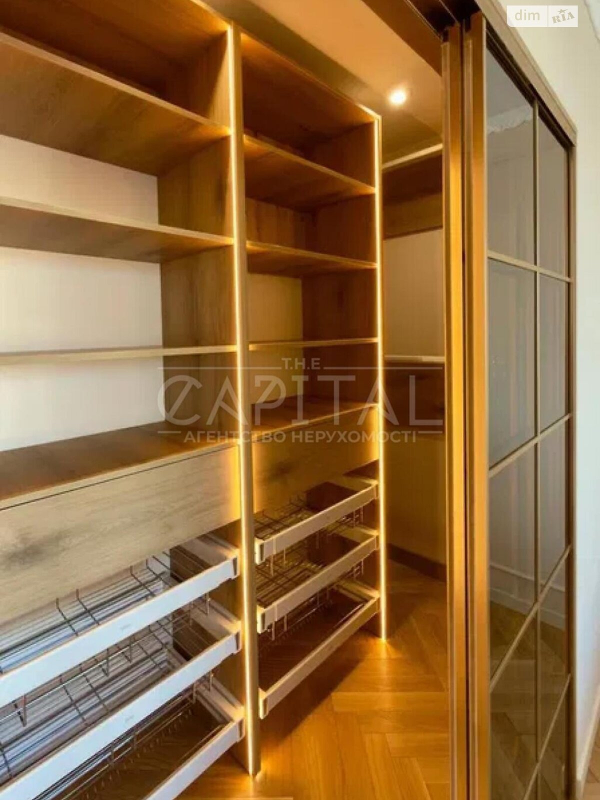 однокімнатна квартира в Києві, район Голосіїв, на просп. Голосіївський 78/2 в довготривалу оренду помісячно фото 1