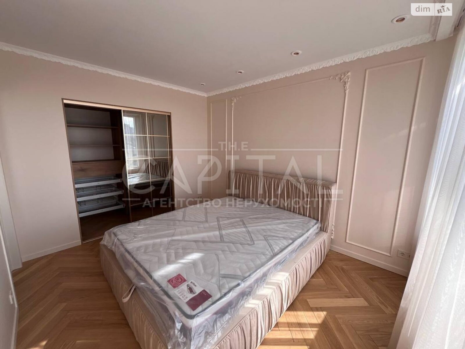 однокімнатна квартира в Києві, район Голосіїв, на просп. Голосіївський 78/2 в довготривалу оренду помісячно фото 1