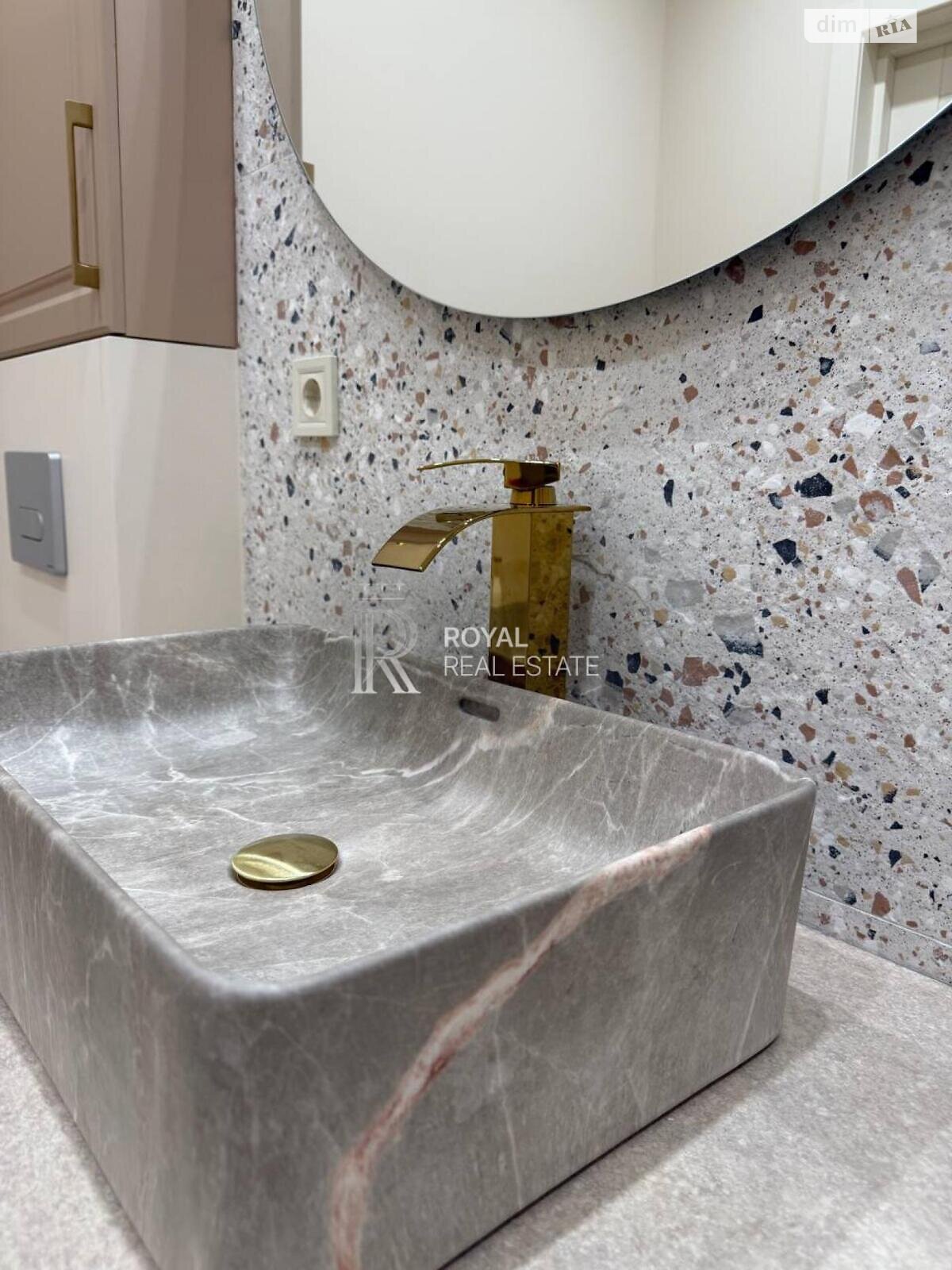 двокімнатна квартира в Києві, район Голосіїв, на просп. Голосіївський 78/2 в довготривалу оренду помісячно фото 1 двокімнатна квартира в Києві, район Голосіїв, на просп. Голосіївський 78/2 в довготривалу оренду помісячно фото 1