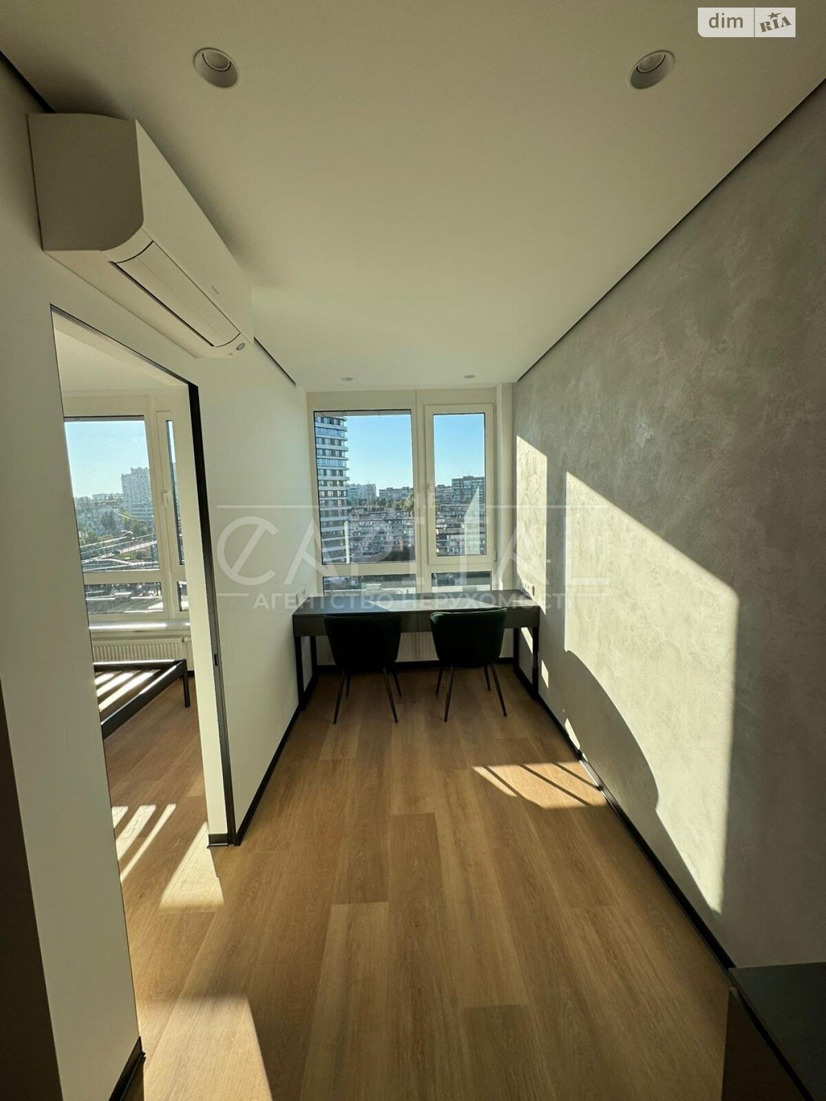 однокімнатна квартира в Києві, район Голосіїв, на просп. Голосіївський 76 в довготривалу оренду помісячно фото 1