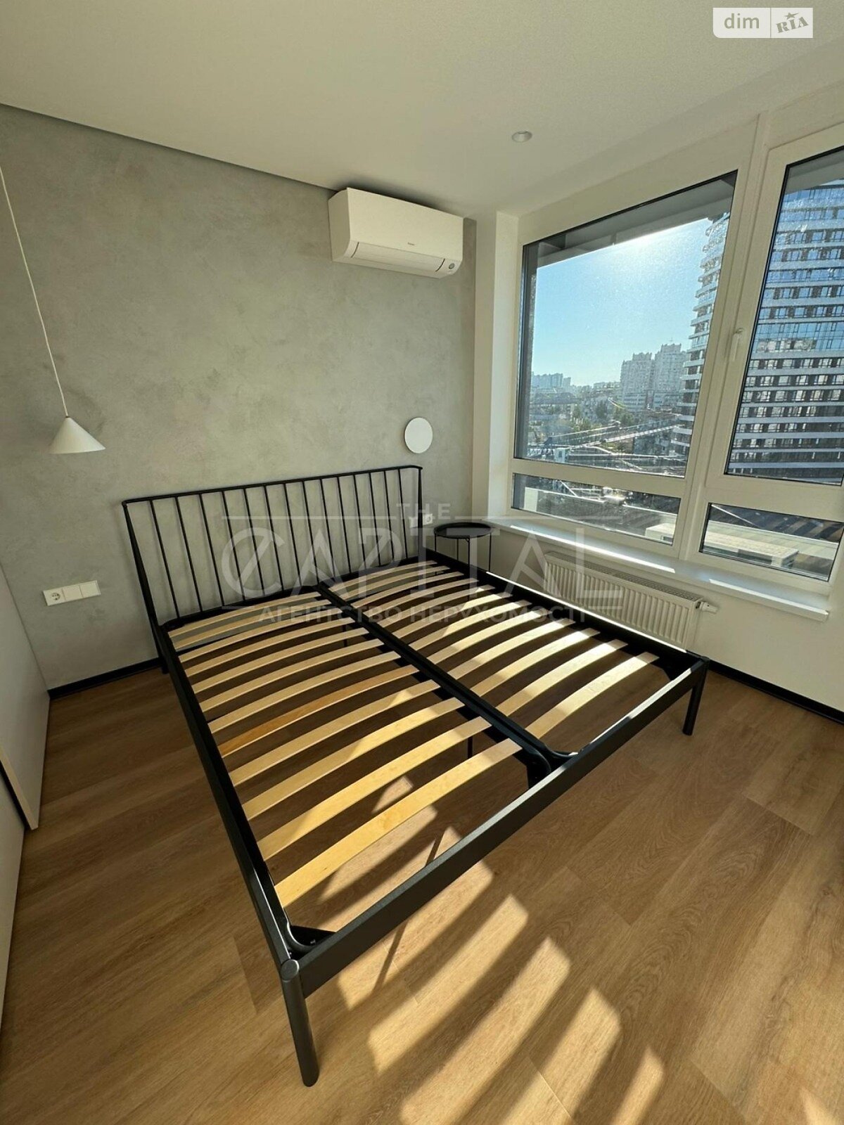 однокімнатна квартира в Києві, район Голосіїв, на просп. Голосіївський 76 в довготривалу оренду помісячно фото 1