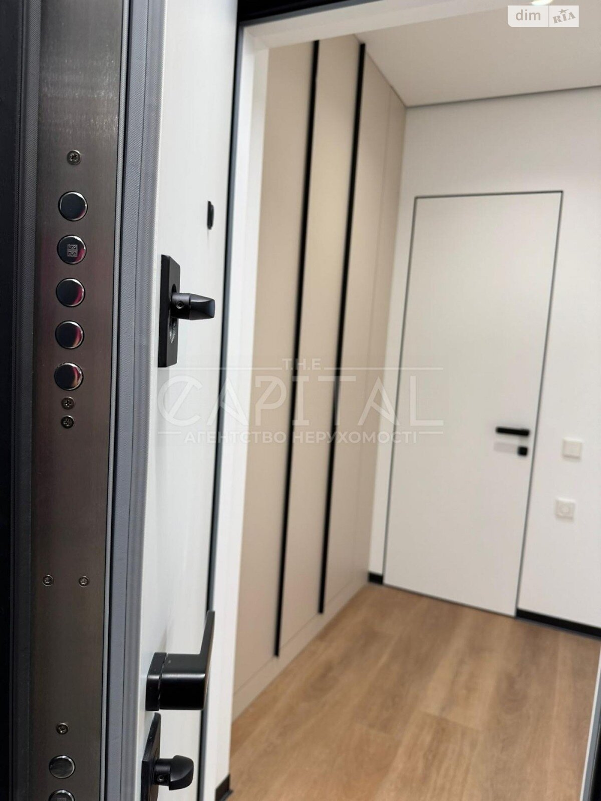 однокімнатна квартира в Києві, район Голосіїв, на просп. Голосіївський 76 в довготривалу оренду помісячно фото 1