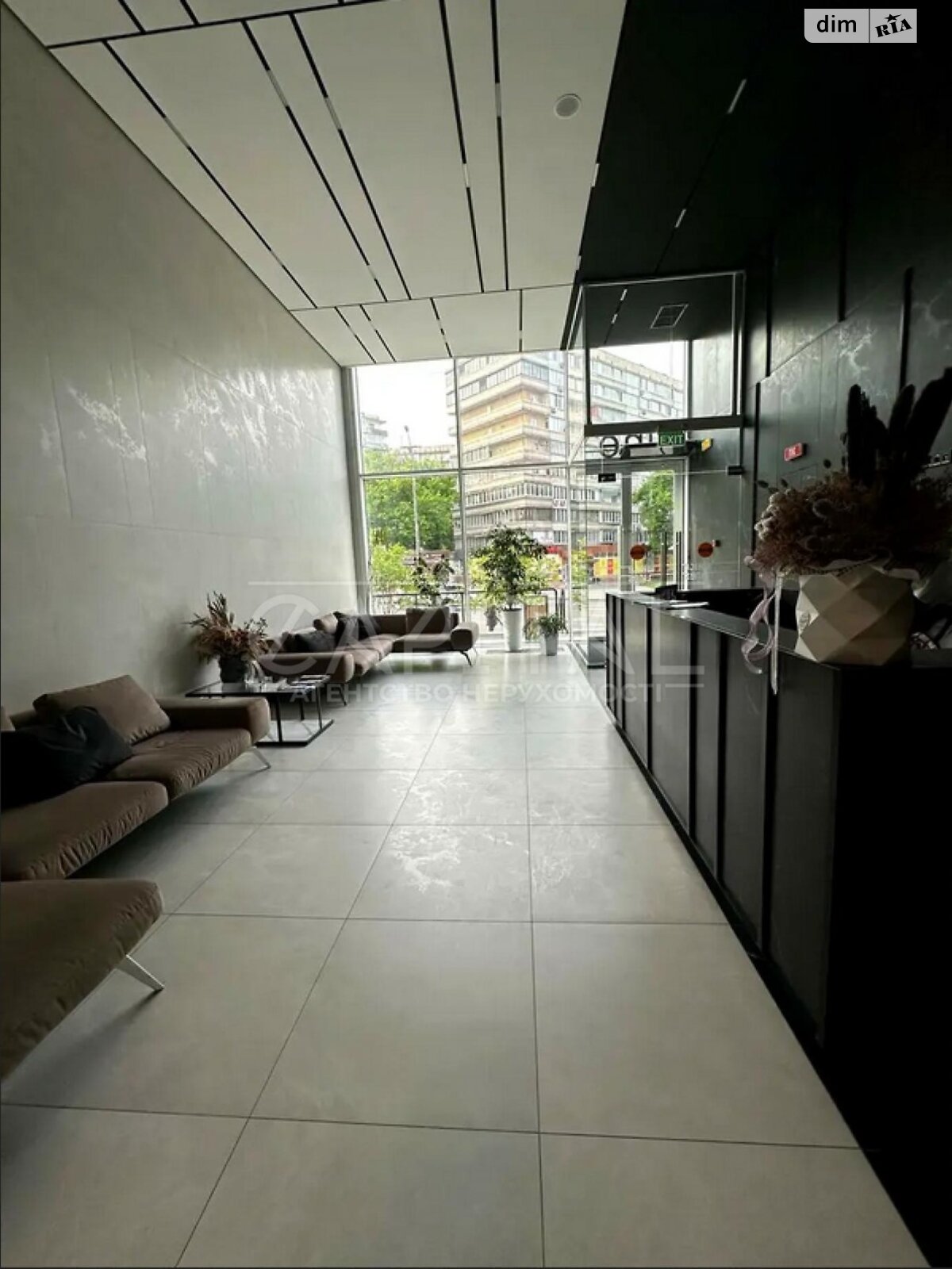 однокімнатна квартира в Києві, район Голосіїв, на просп. Голосіївський 76 в довготривалу оренду помісячно фото 1