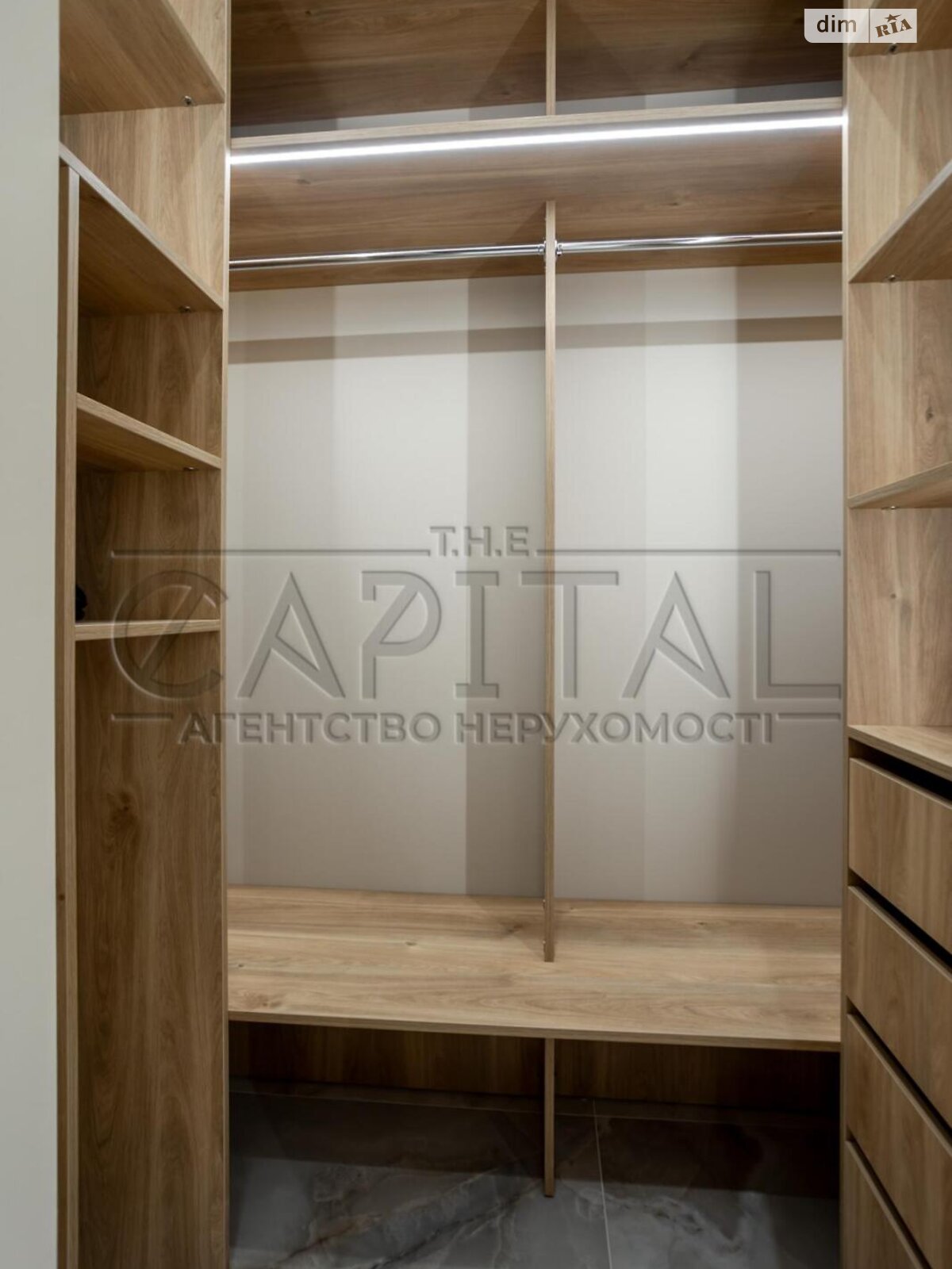 однокімнатна квартира в Києві, район Голосіїв, на просп. Голосіївський 76 в довготривалу оренду помісячно фото 1