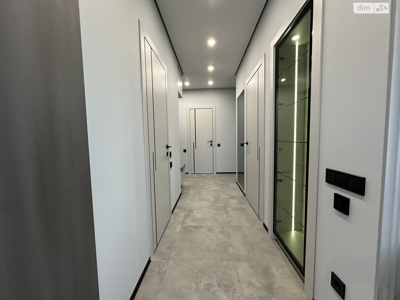 двокімнатна квартира в Києві, район Голосіїв, на просп. Голосіївський 76 в довготривалу оренду помісячно фото 1 двокімнатна квартира в Києві, район Голосіїв, на просп. Голосіївський 76 в довготривалу оренду помісячно фото 1