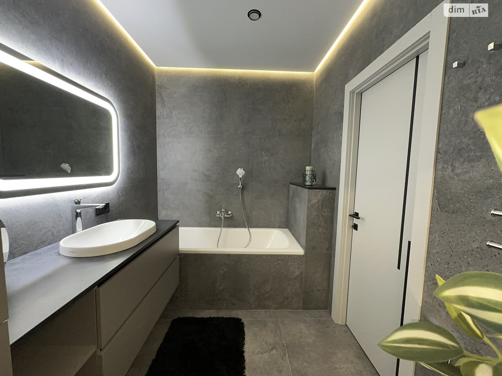 двокімнатна квартира в Києві, район Голосіїв, на просп. Голосіївський 76 в довготривалу оренду помісячно фото 1 двокімнатна квартира в Києві, район Голосіїв, на просп. Голосіївський 76 в довготривалу оренду помісячно фото 1