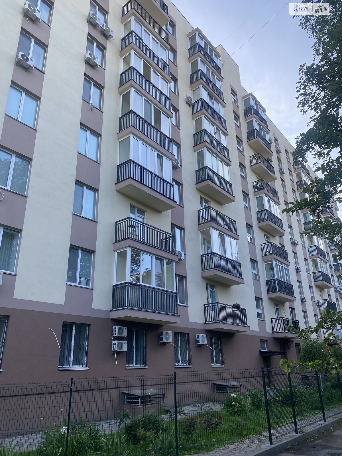 однокімнатна квартира в Києві, район Голосіїв, на пров. Коломийський 6 в довготривалу оренду помісячно фото 1 однокімнатна квартира в Києві, район Голосіїв, на пров. Коломийський 6 в довготривалу оренду помісячно фото 1