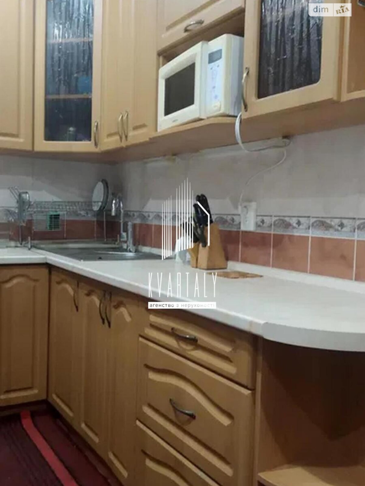 двокімнатна квартира в Києві, район Голосіїв, на пров. Леопольда Ященка 4 в довготривалу оренду помісячно фото 1 двокімнатна квартира в Києві, район Голосіїв, на пров. Леопольда Ященка 4 в довготривалу оренду помісячно фото 1