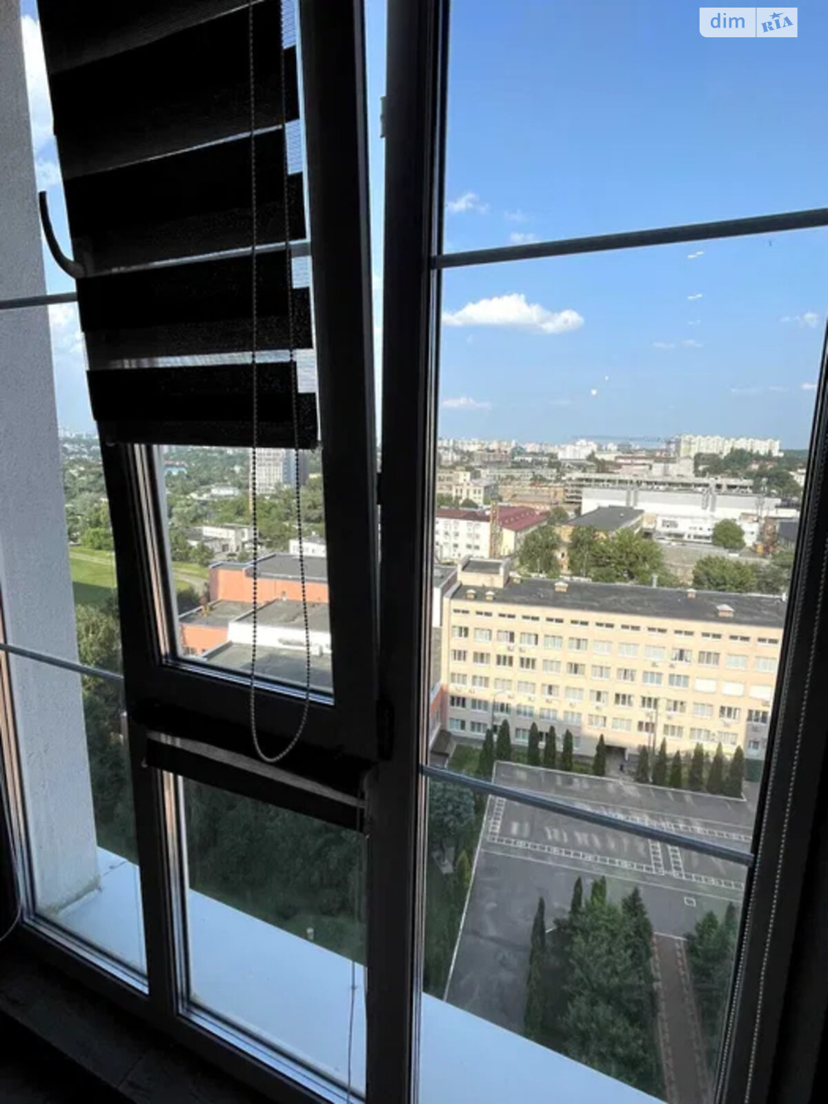однокімнатна квартира в Києві, район Голосіїв, на вул. Михайла Максимовича 24Б в довготривалу оренду помісячно фото 1 однокімнатна квартира в Києві, район Голосіїв, на вул. Михайла Максимовича 24Б в довготривалу оренду помісячно фото 1