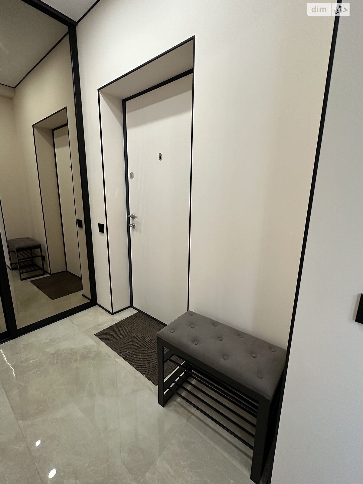 однокомнатная квартира в Киеве, район Голосеев, на ул. Михаила Максимовича 28К в аренду на долгий срок помесячно фото 1 однокомнатная квартира в Киеве, район Голосеев, на ул. Михаила Максимовича 28К в аренду на долгий срок помесячно фото 1