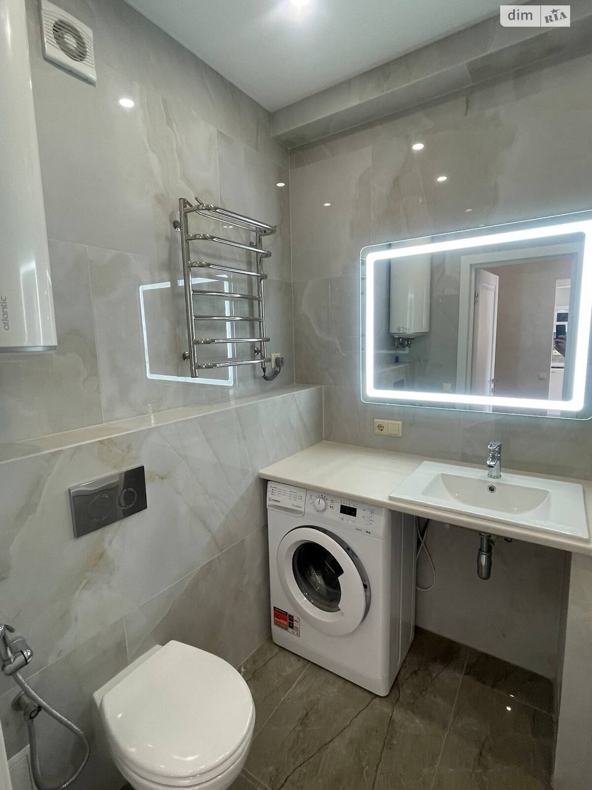 однокомнатная квартира в Киеве, район Голосеев, на ул. Михаила Максимовича 24В в аренду на долгий срок помесячно фото 1