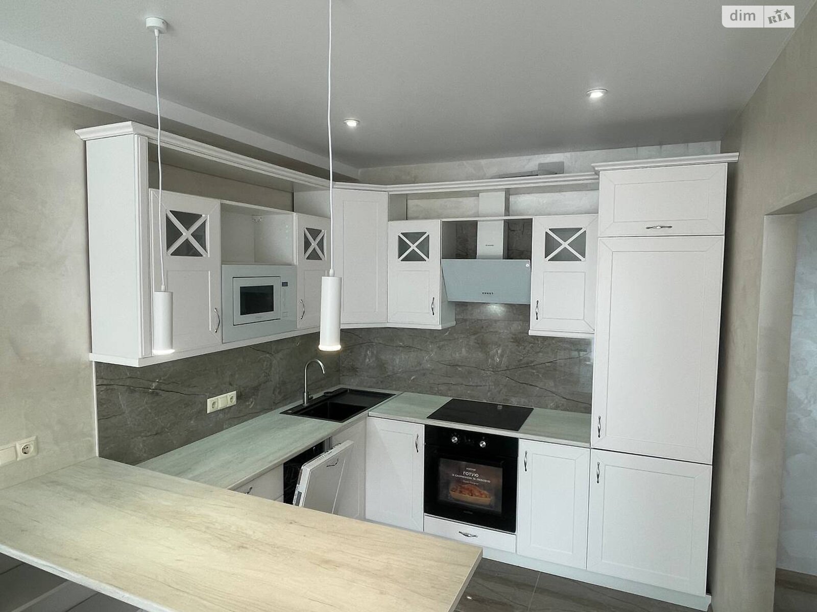 однокомнатная квартира в Киеве, район Голосеев, на ул. Михаила Максимовича 24В в аренду на долгий срок помесячно фото 1