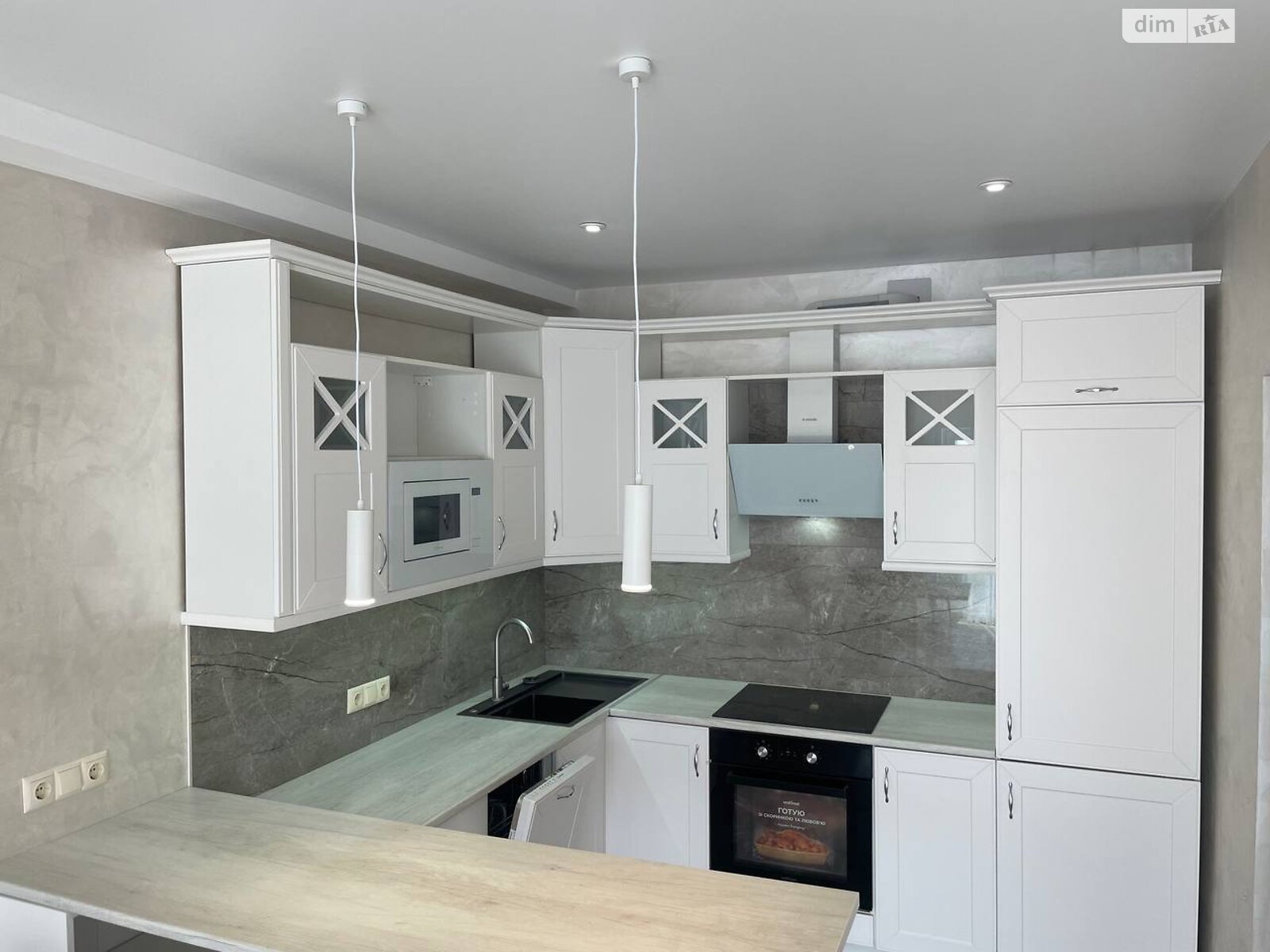 однокомнатная квартира в Киеве, район Голосеев, на ул. Михаила Максимовича 24В в аренду на долгий срок помесячно фото 1