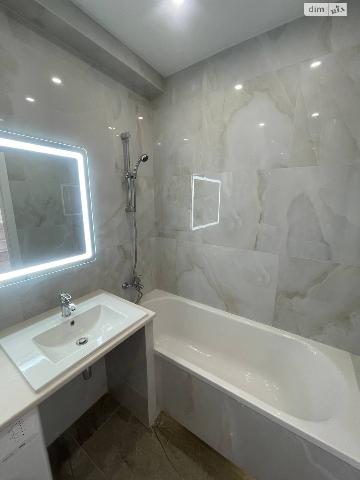 однокомнатная квартира в Киеве, район Голосеев, на ул. Михаила Максимовича 24В в аренду на долгий срок помесячно фото 1