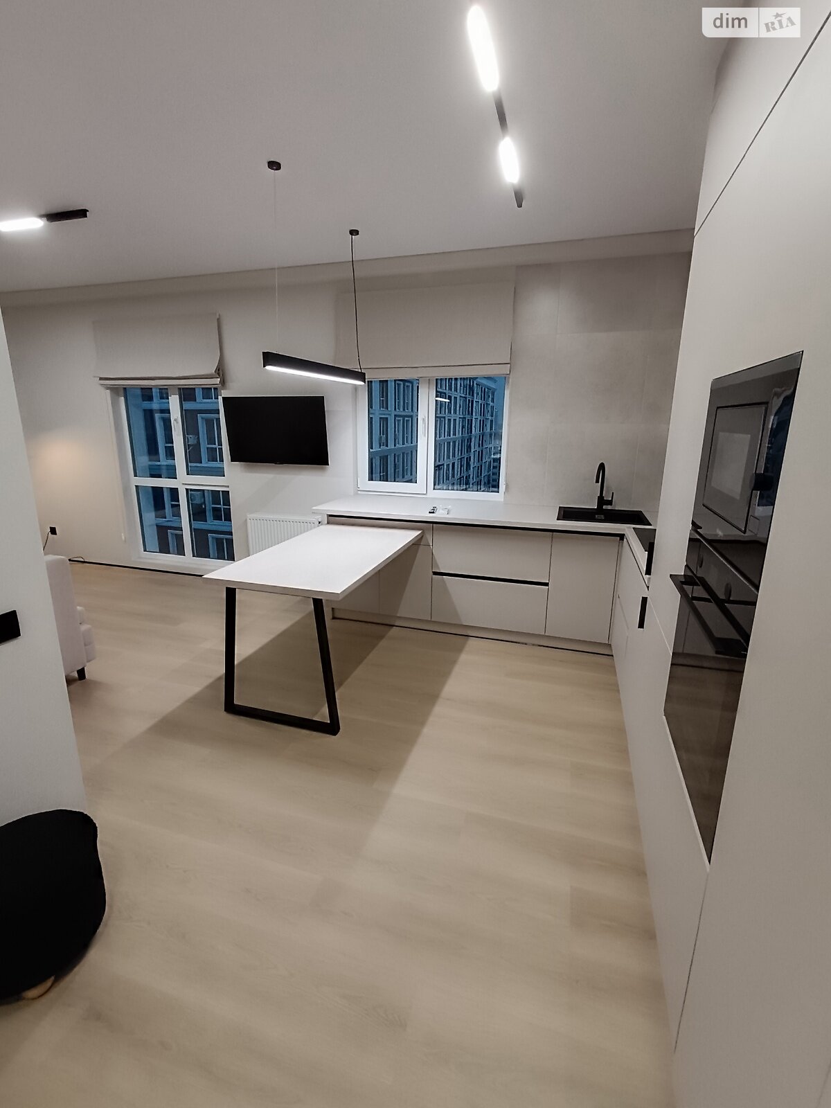 однокомнатная квартира в Киеве, район Голосеев, на ул. Михаила Максимовича 26Д в аренду на долгий срок помесячно фото 1