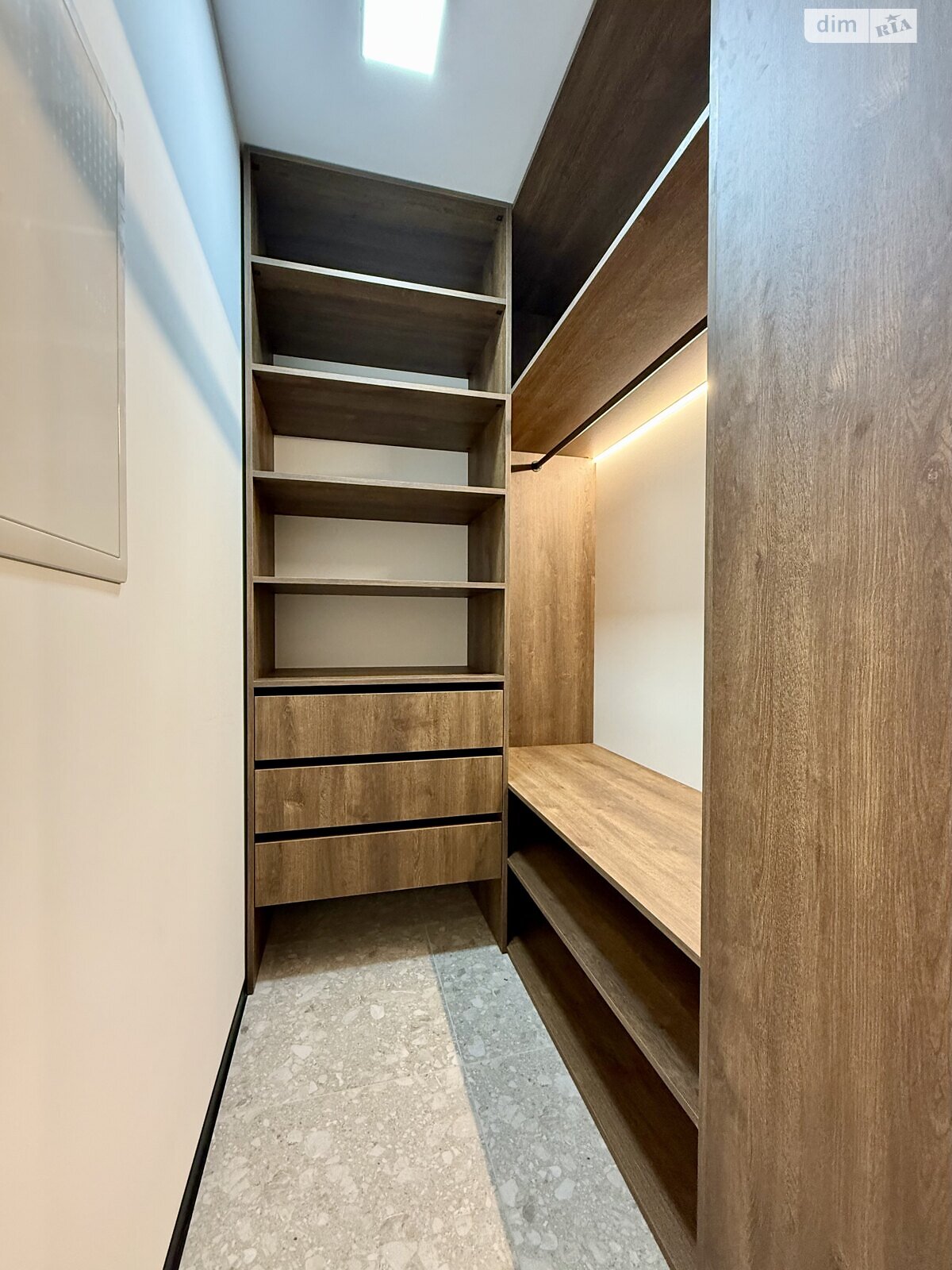 однокомнатная квартира в Киеве, район Голосеев, на ул. Юлии Здановской 28А в аренду на долгий срок помесячно фото 1