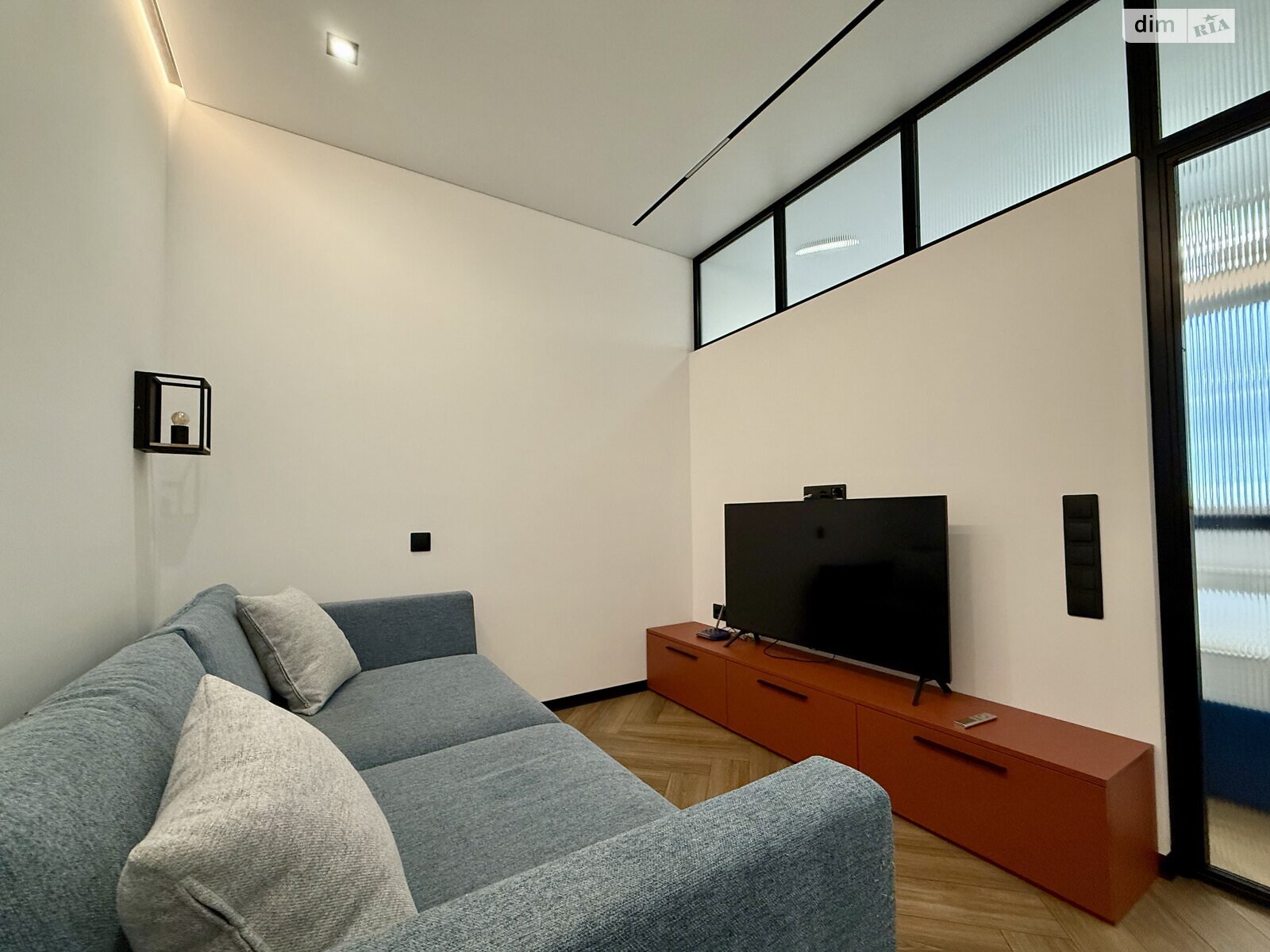 однокомнатная квартира в Киеве, район Голосеев, на ул. Юлии Здановской 28А в аренду на долгий срок помесячно фото 1