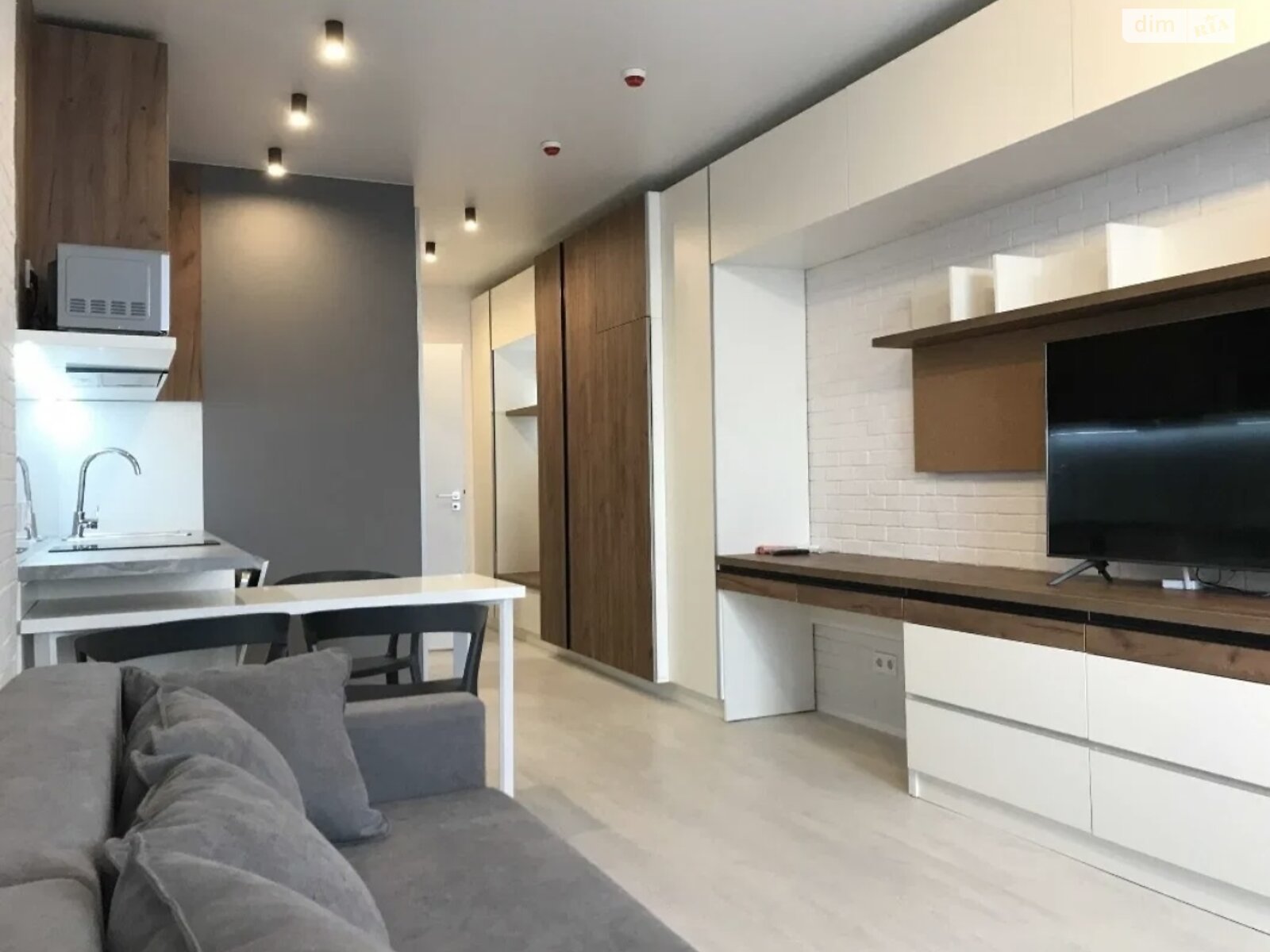 однокомнатная квартира в Киеве, район Голосеев, на ул. Васильковская 100А в аренду на долгий срок помесячно фото 1