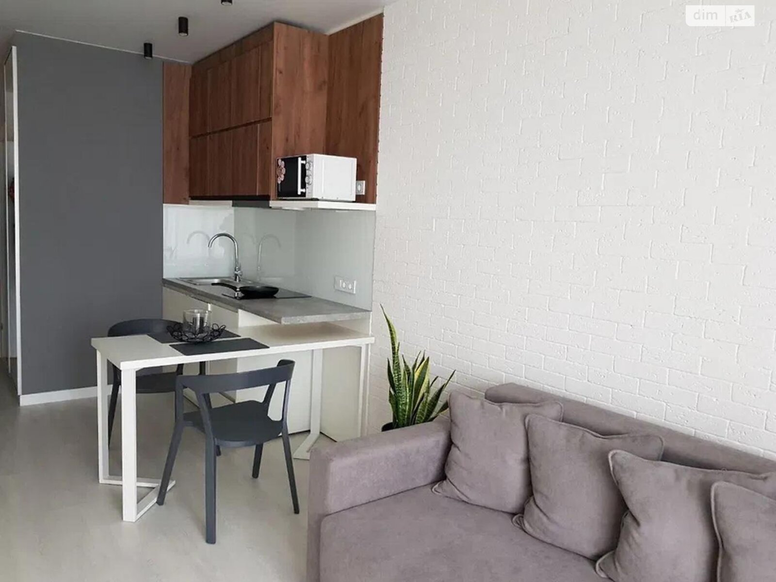 однокомнатная квартира в Киеве, район Голосеев, на ул. Васильковская 100А в аренду на долгий срок помесячно фото 1