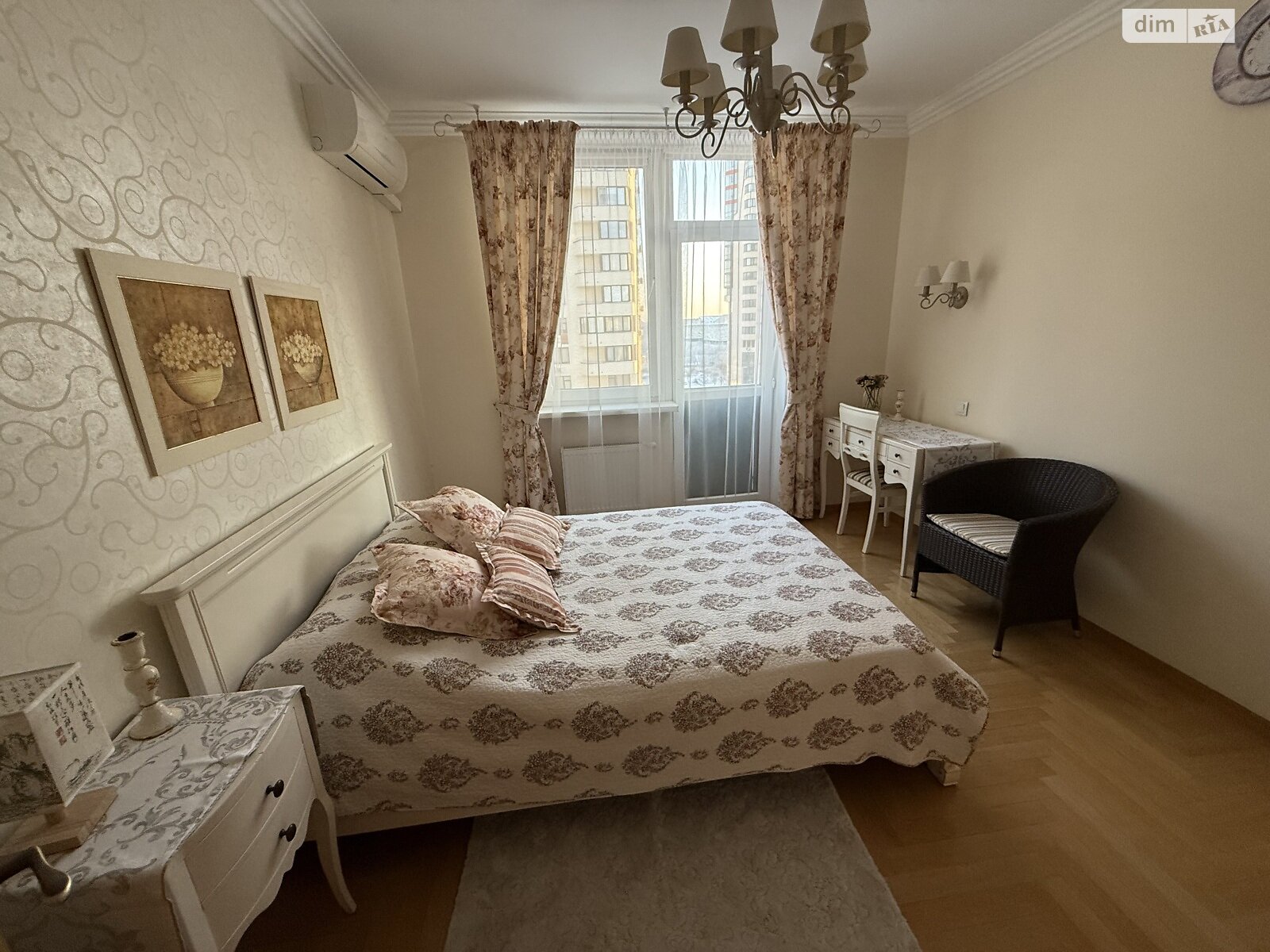 двухкомнатная квартира в Киеве, район Голосеев, на ул. Юлии Здановской 73Г в аренду на долгий срок помесячно фото 1