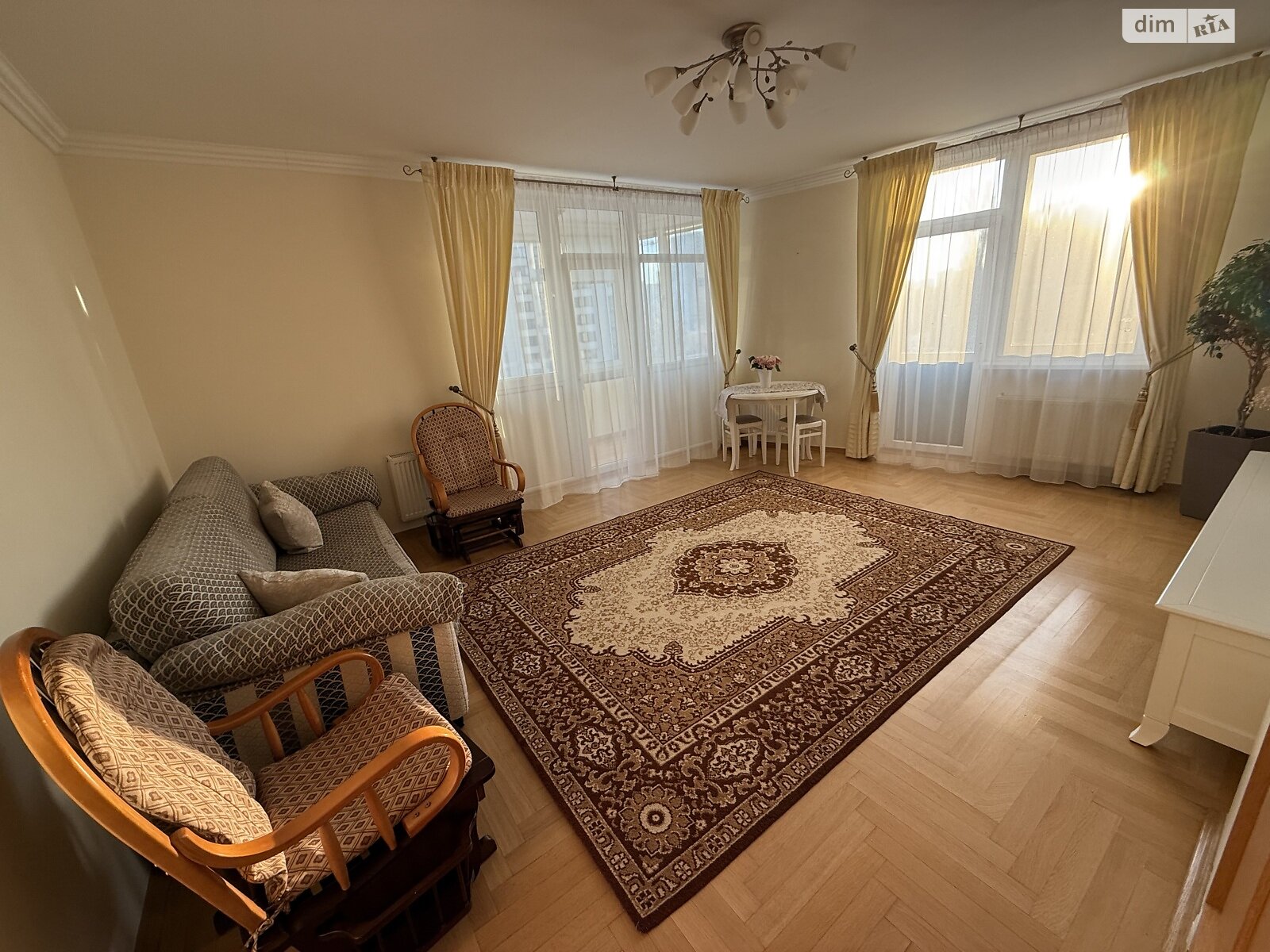 двухкомнатная квартира в Киеве, район Голосеев, на ул. Юлии Здановской 73Г в аренду на долгий срок помесячно фото 1