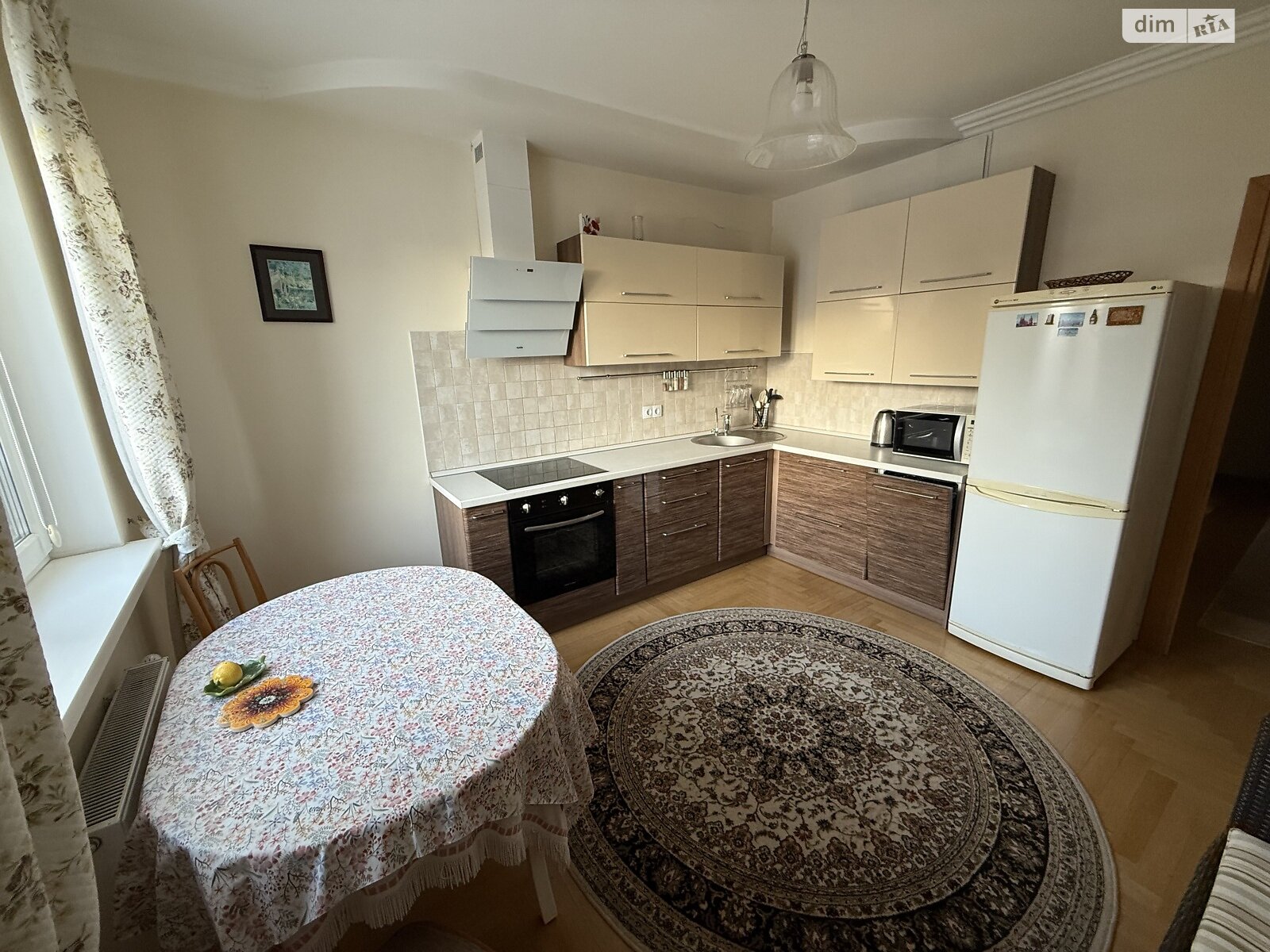 двухкомнатная квартира в Киеве, район Голосеев, на ул. Юлии Здановской 73Г в аренду на долгий срок помесячно фото 1