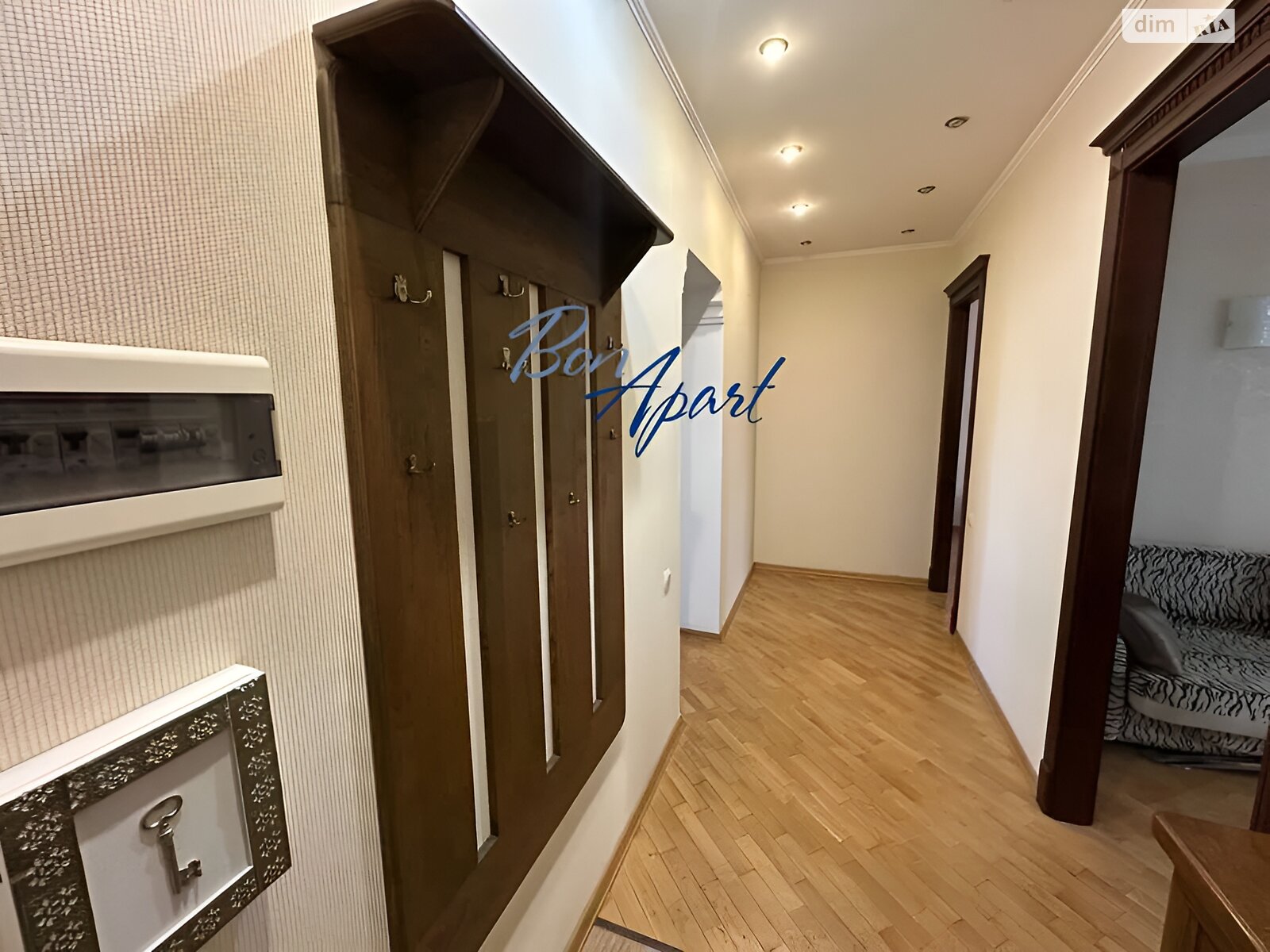 трикімнатна квартира в Києві, район Голосіїв, на вул. Юлії Здановської 21/14 в довготривалу оренду помісячно фото 1 трикімнатна квартира в Києві, район Голосіїв, на вул. Юлії Здановської 21/14 в довготривалу оренду помісячно фото 1